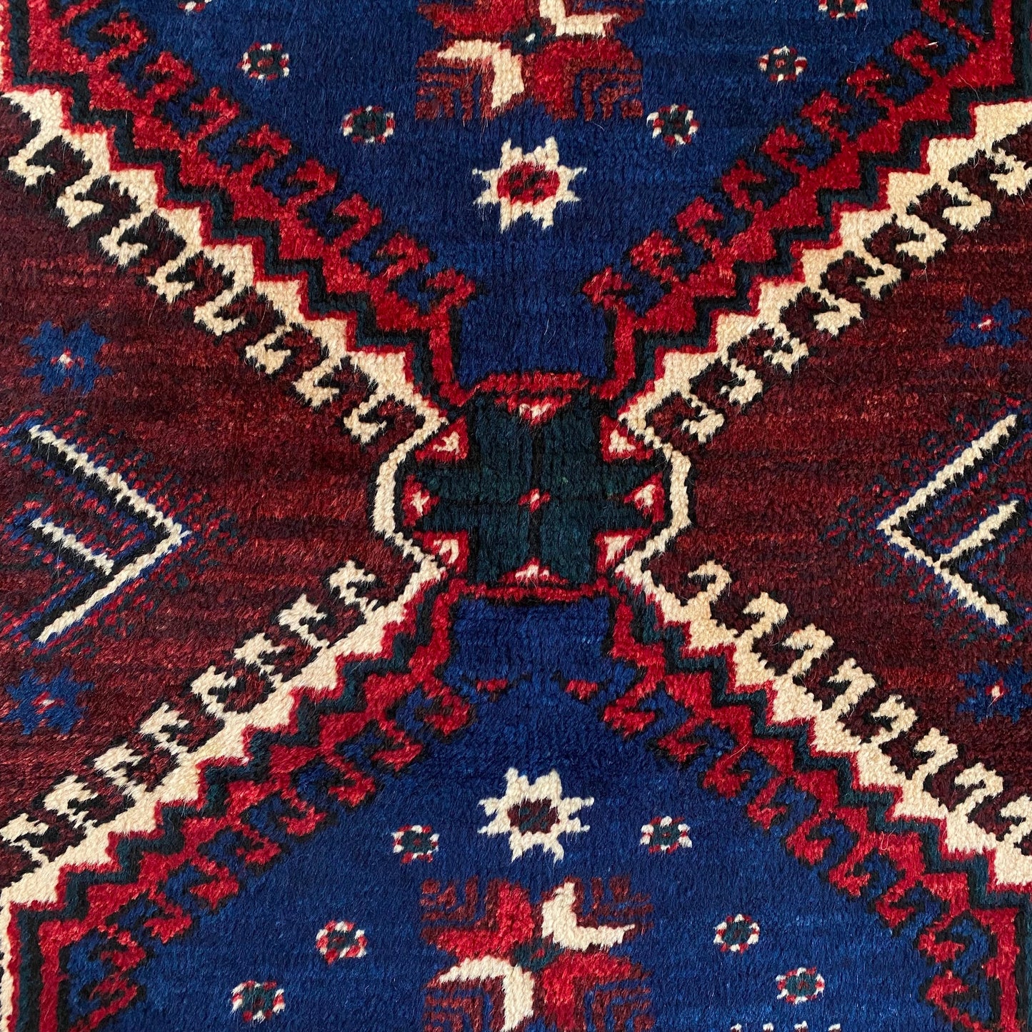 Red and Navy Blue Turkish Döşemealtı Lotto Rug - Kilim Art Gallery