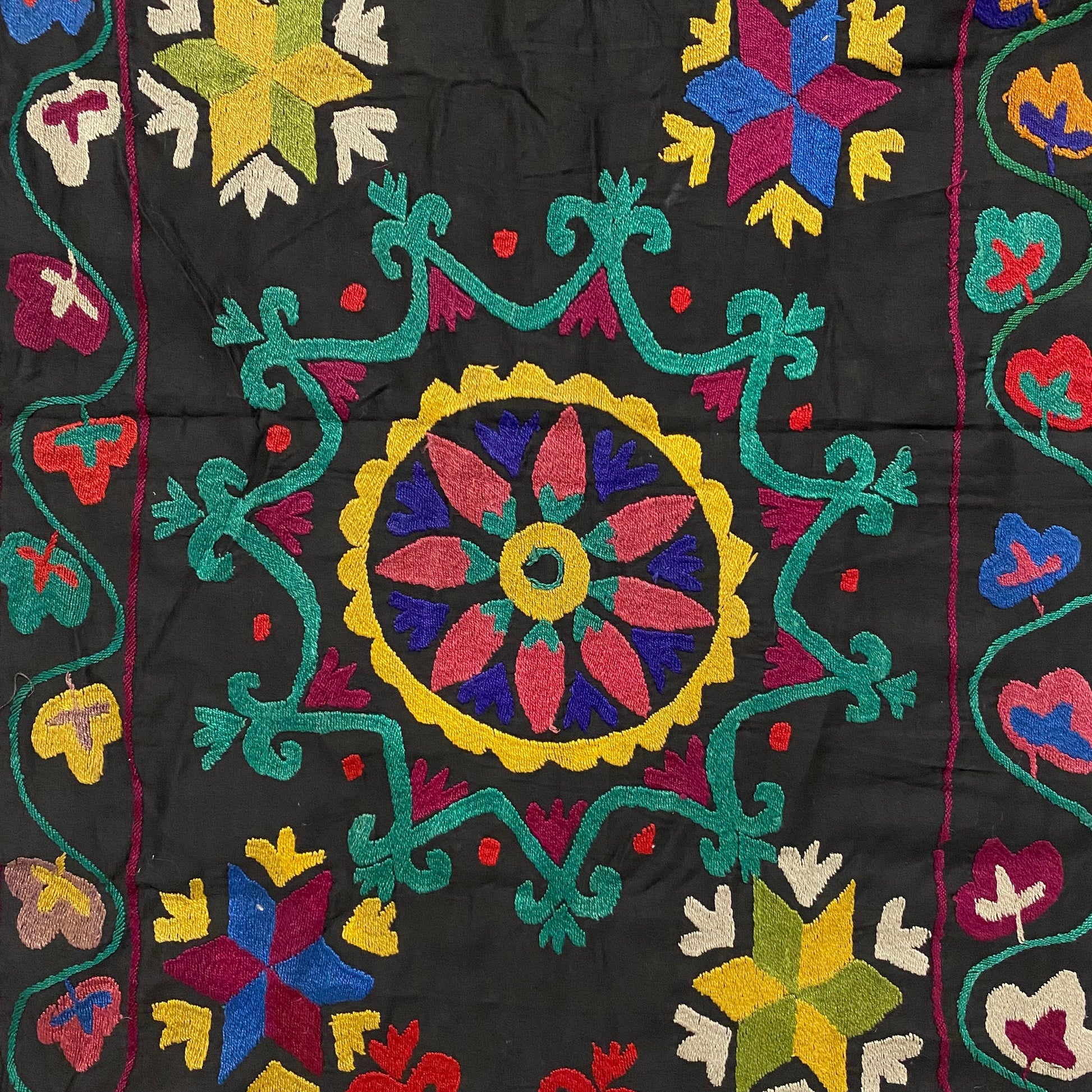 11' Ft Vintage Black Suzani Textile Runner Wall Hanging - Kilim Art Gallery