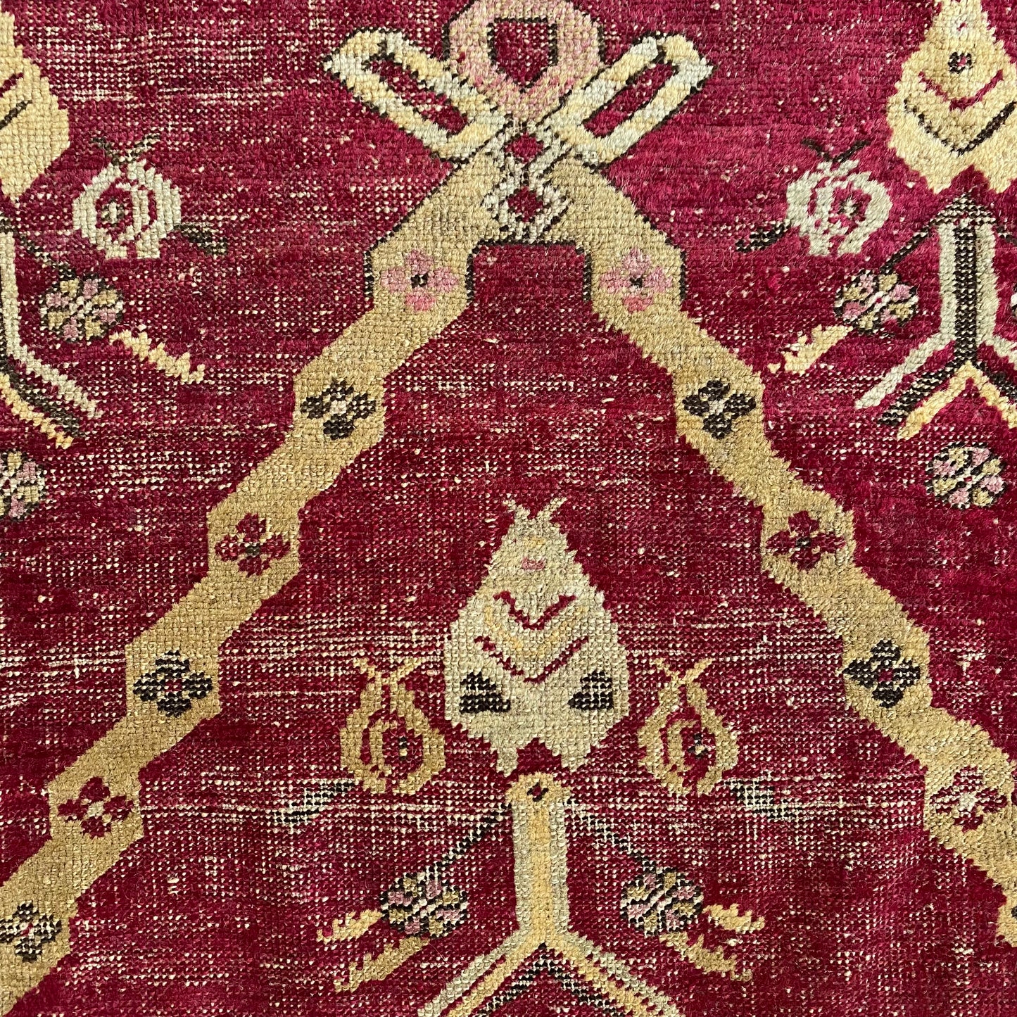 Mecidiye Style Mucur Mujur Prayer Rug