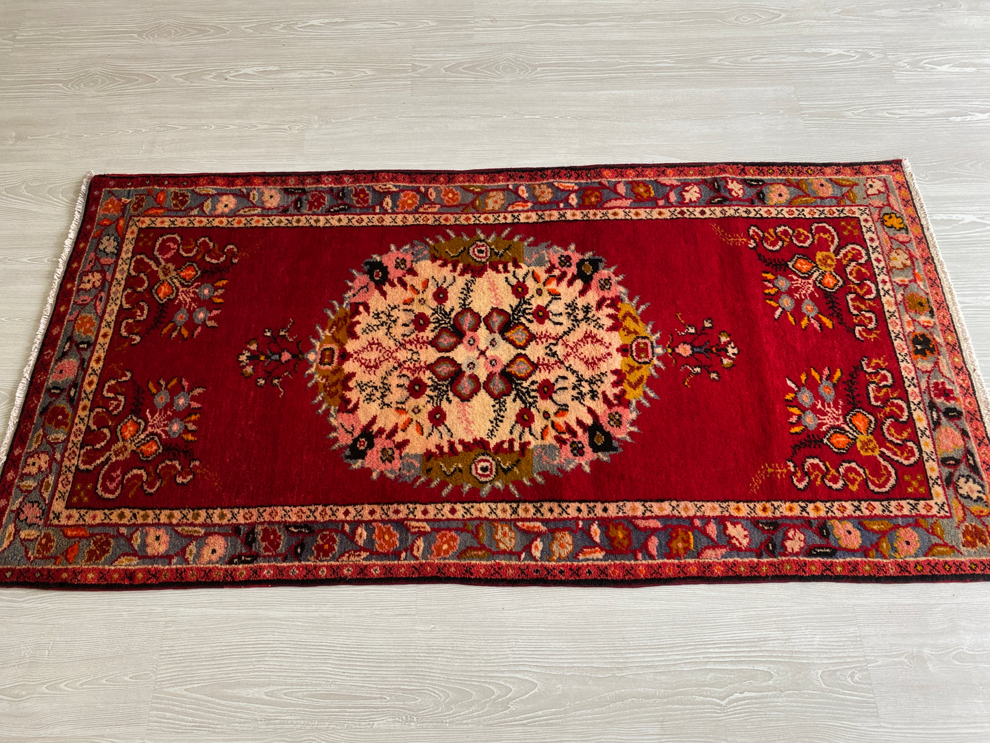 Turkish Guney Rug-Güney Carpet オールド絨毯ギュネイ