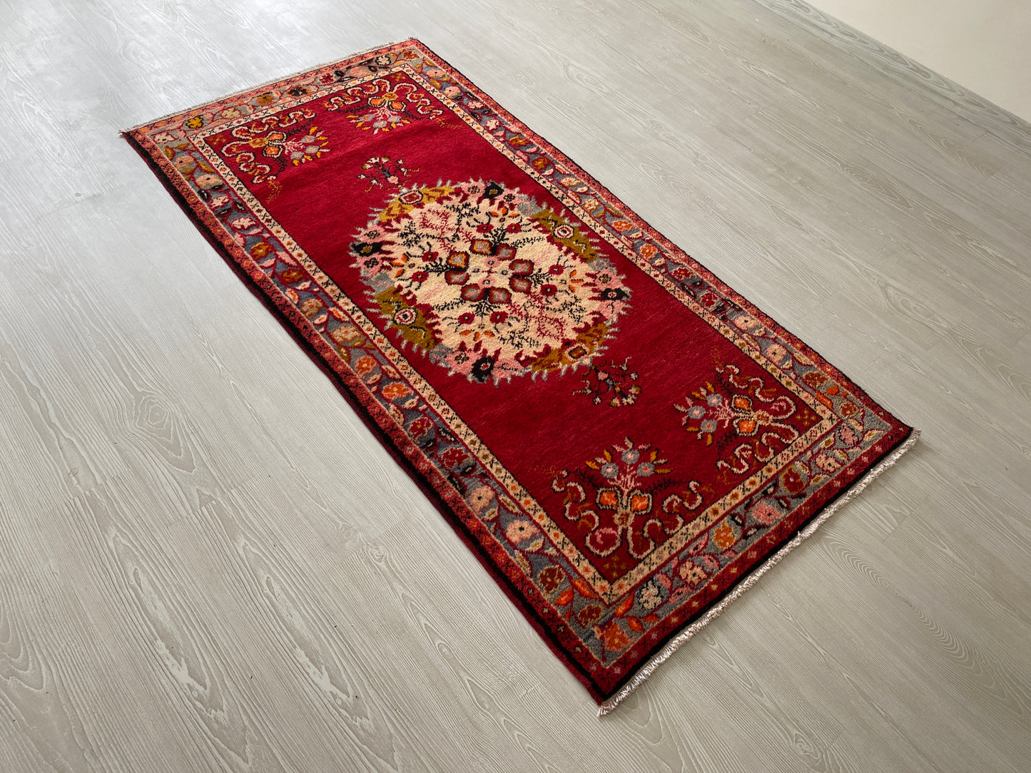 Turkish Guney Rug-Güney Carpet オールド絨毯ギュネイ