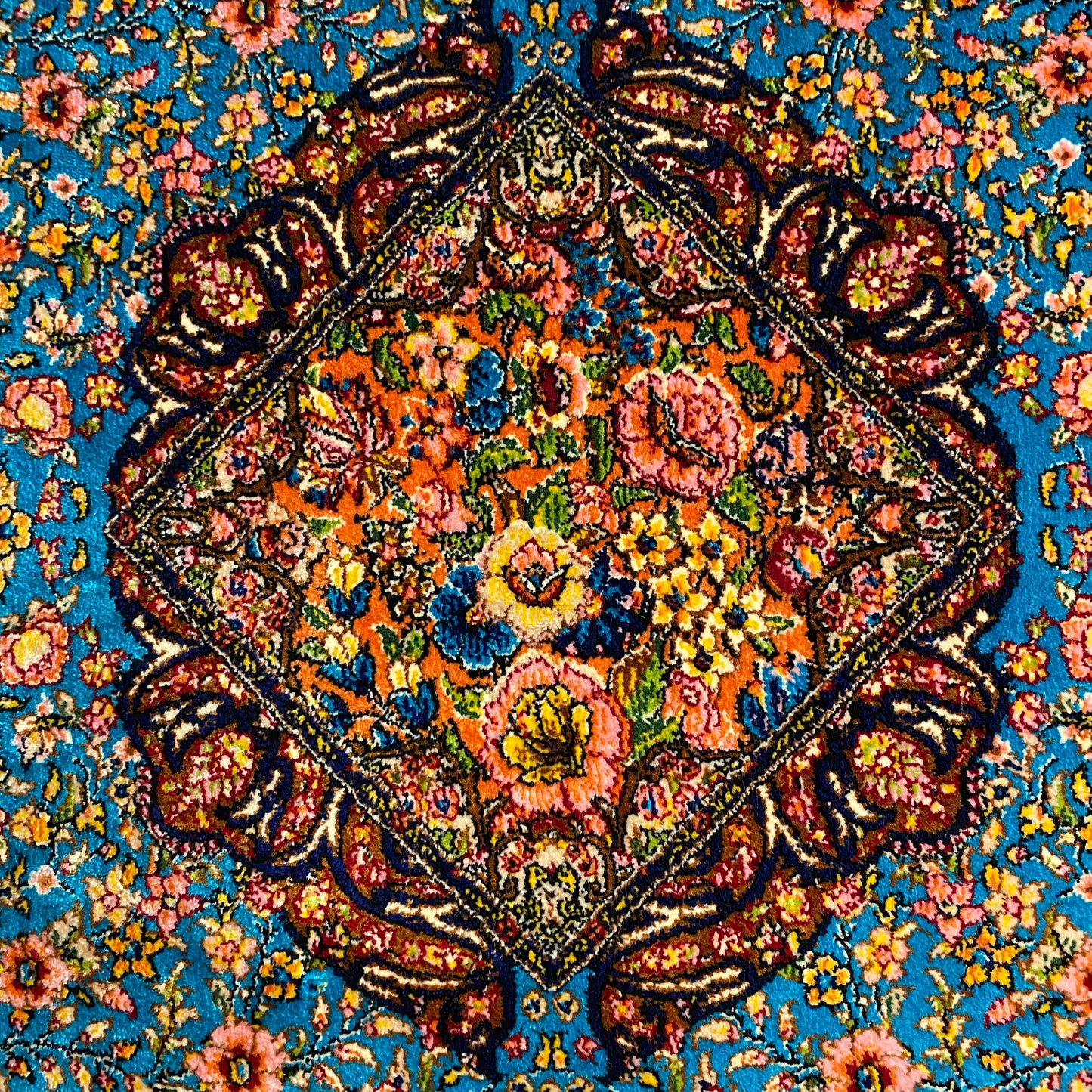 Best Quality Modal Silk Rug - Kilim Art Gallery