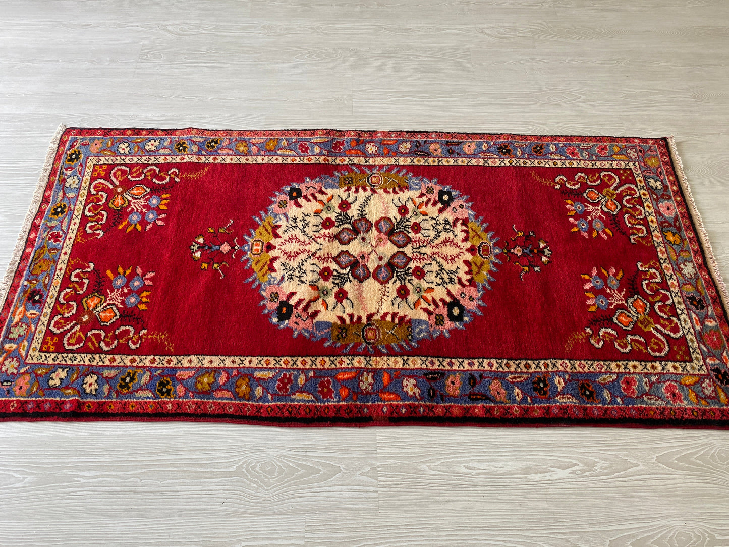 Best Quality Vintage Turkish Guney Carpet Rug - Güney Rug Carpet - Kilim Art Gallery