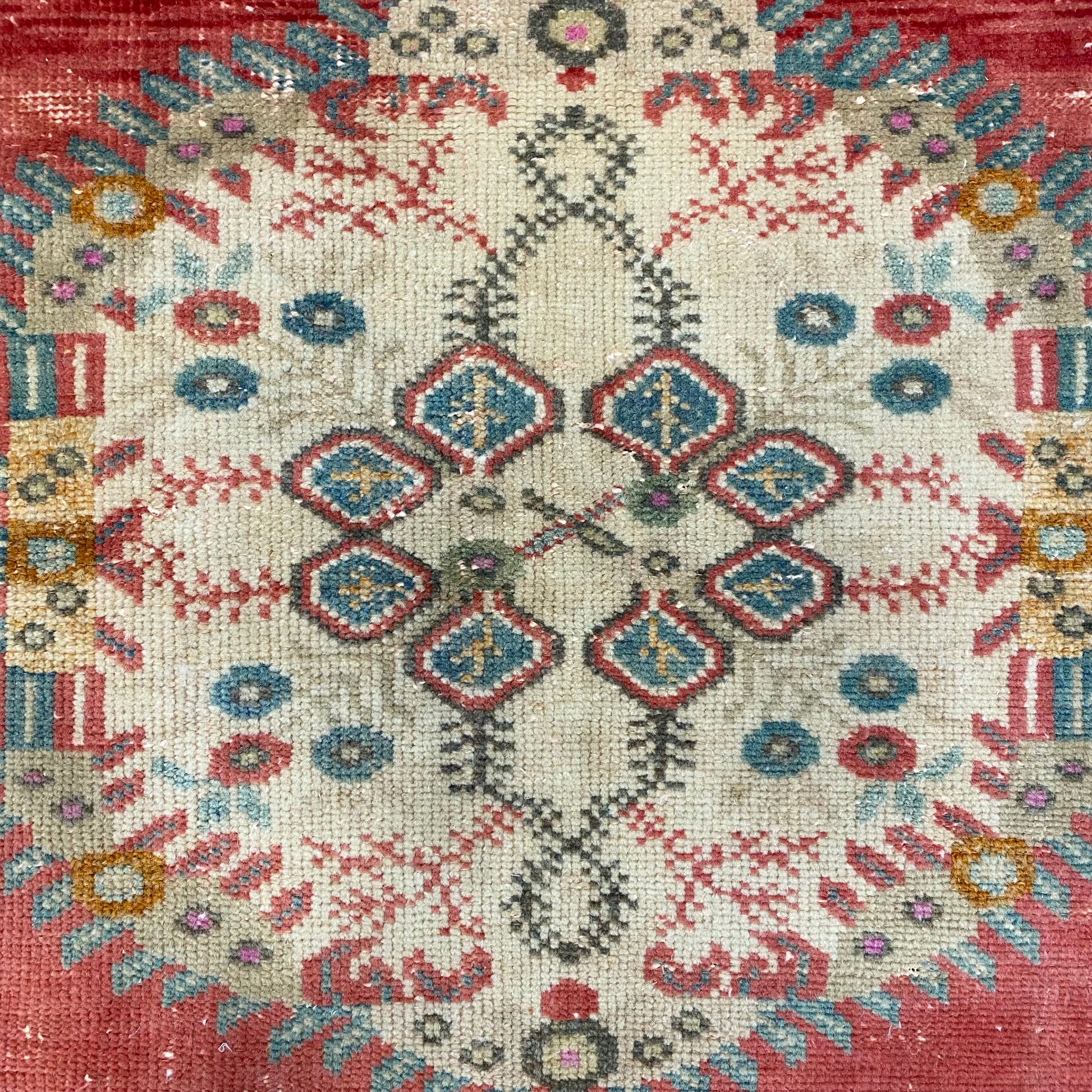 Best Vintage Turkish Güney Rug Carpet