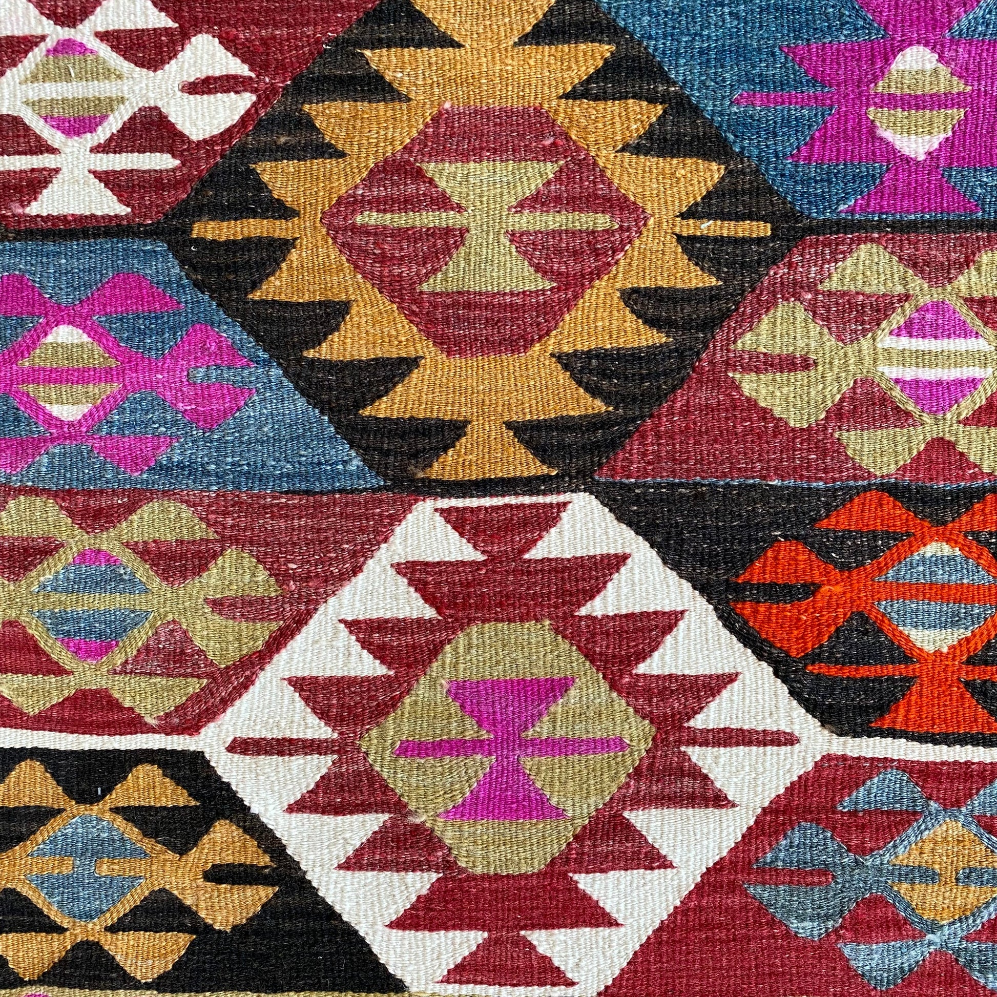 Denizli Tavas Kilim - Kilim Art Gallery