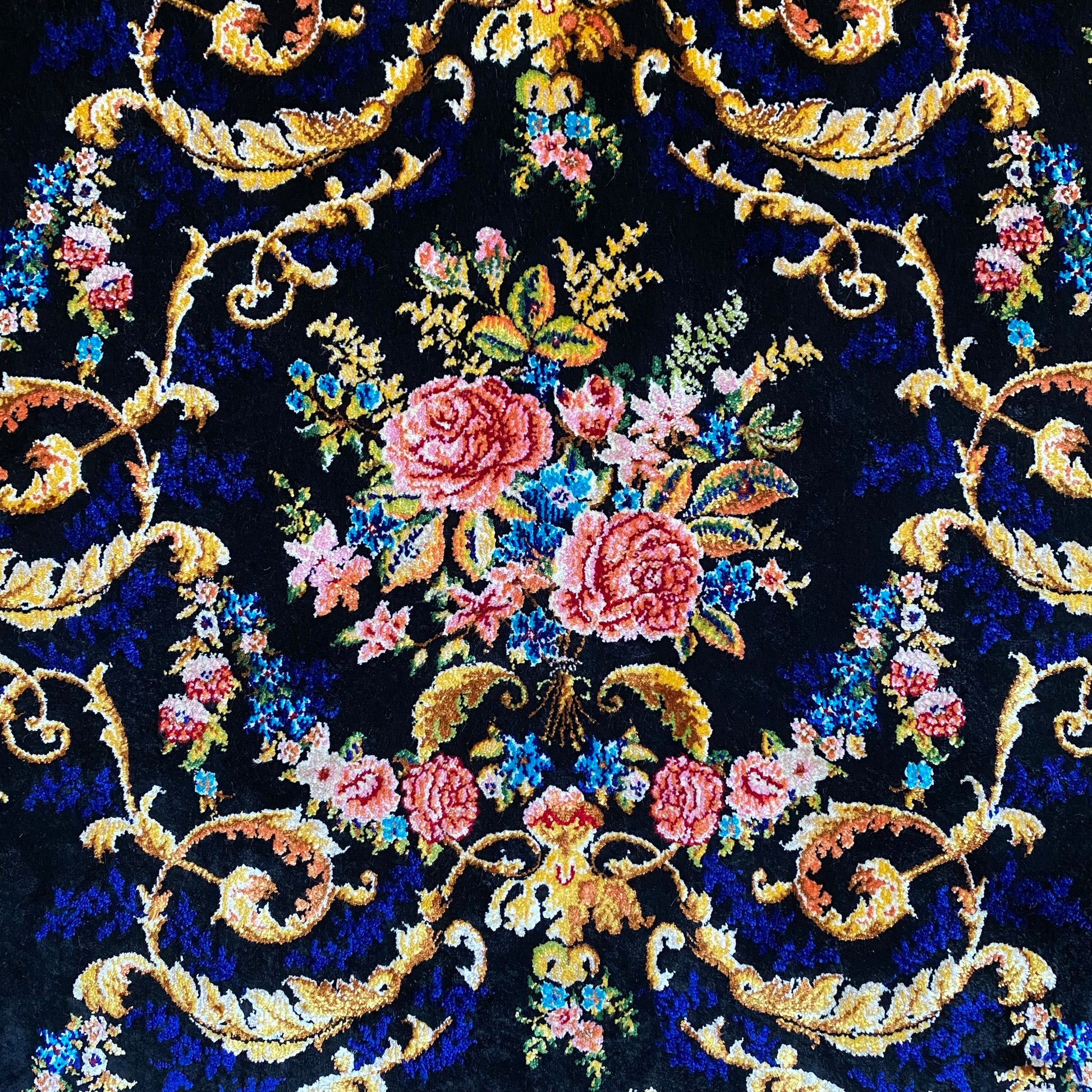 Floral Modal Silk Rug - Kilim Art Gallery