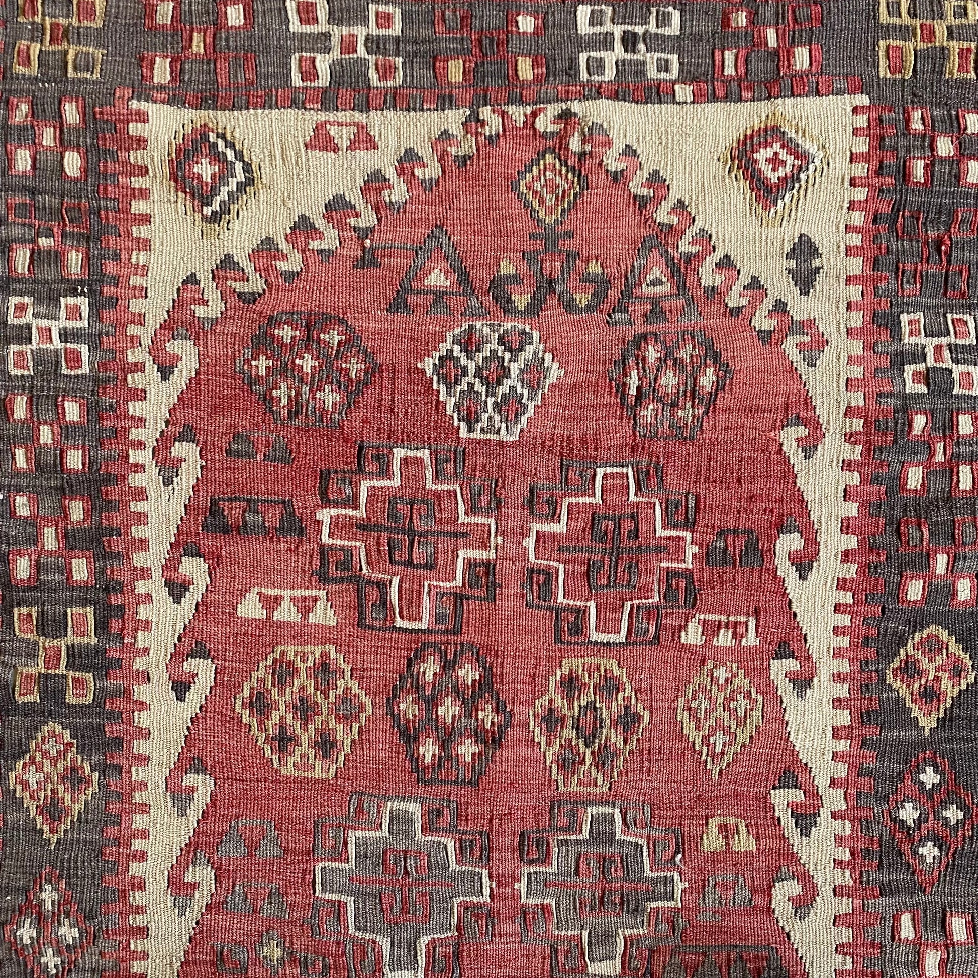 Gömürgen / Gomurgen Kilim Rug カイセリ ギョムルゲン キリム - Kilim Art Gallery