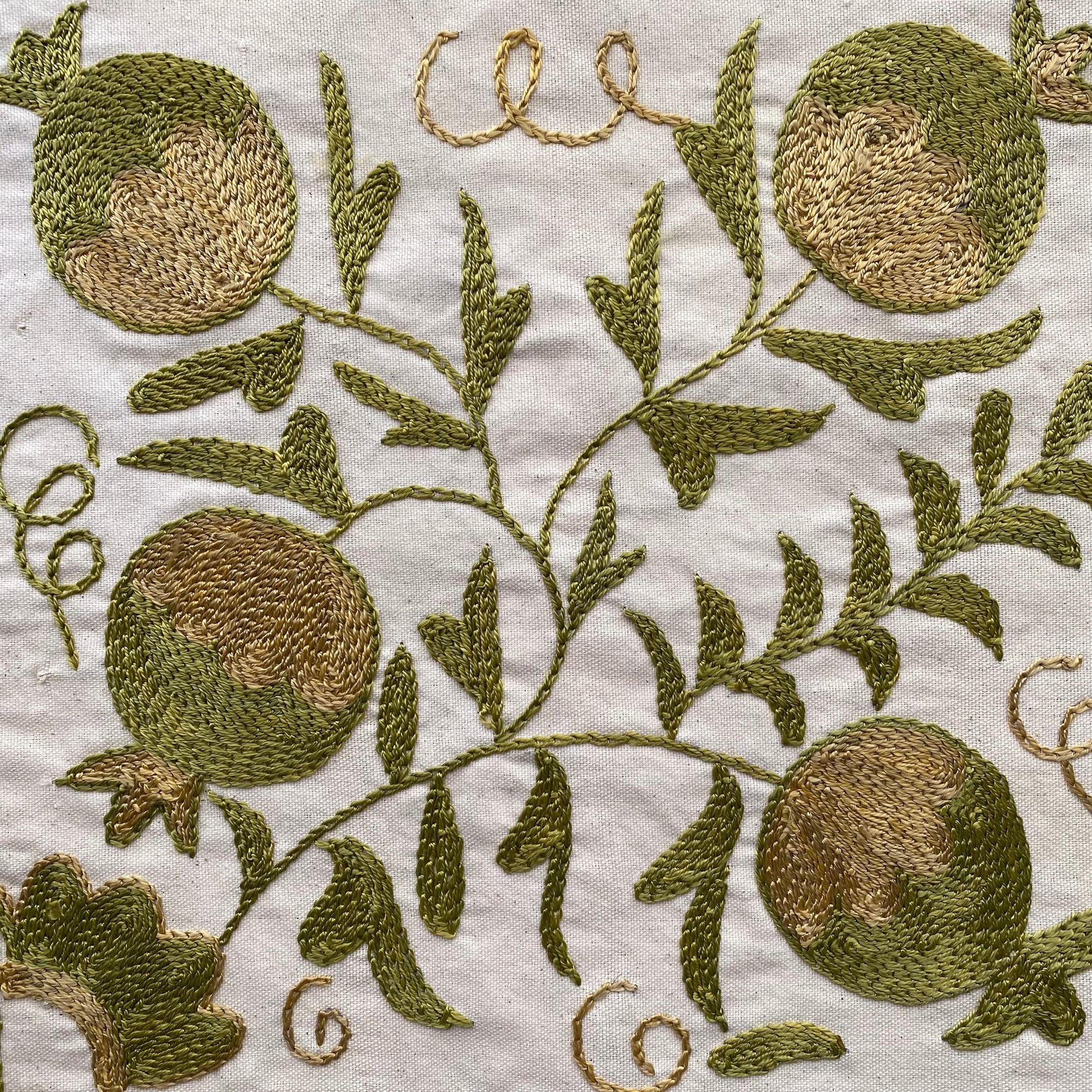 Green Suzani Pillow / Cushion Cover - Kilim Art Gallery