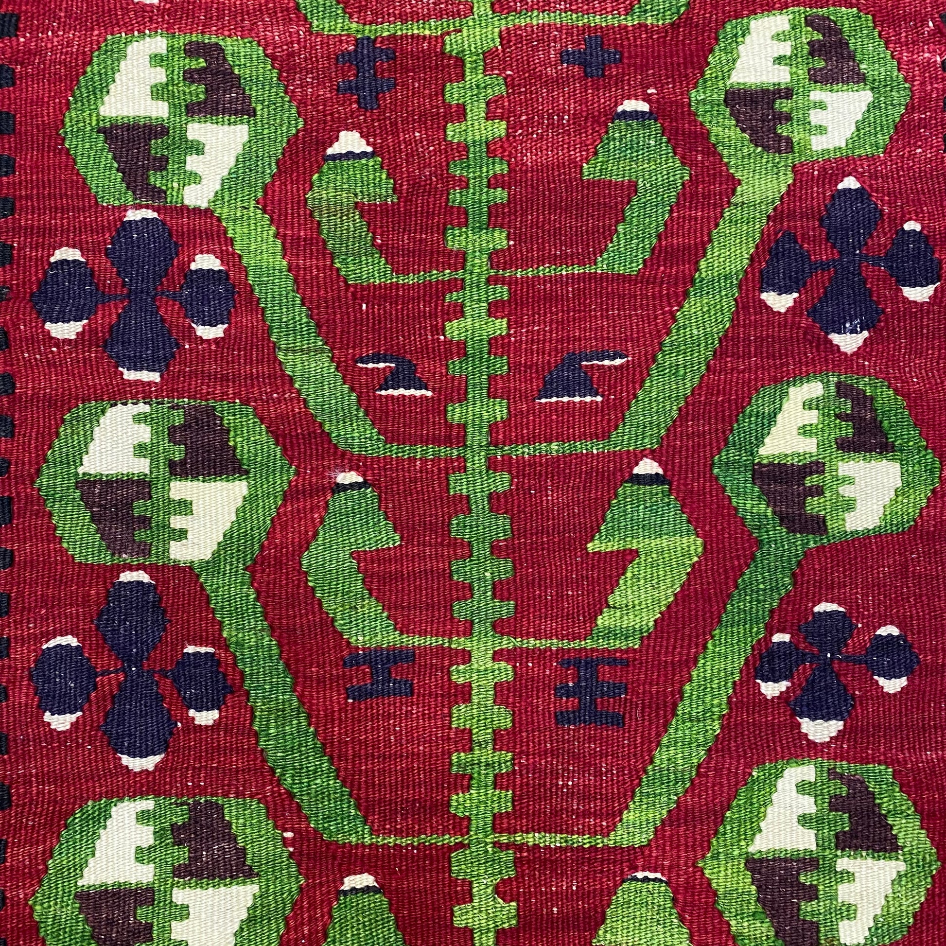 Kula Eşme Prayer Kilim Rug - Kilim Art Gallery