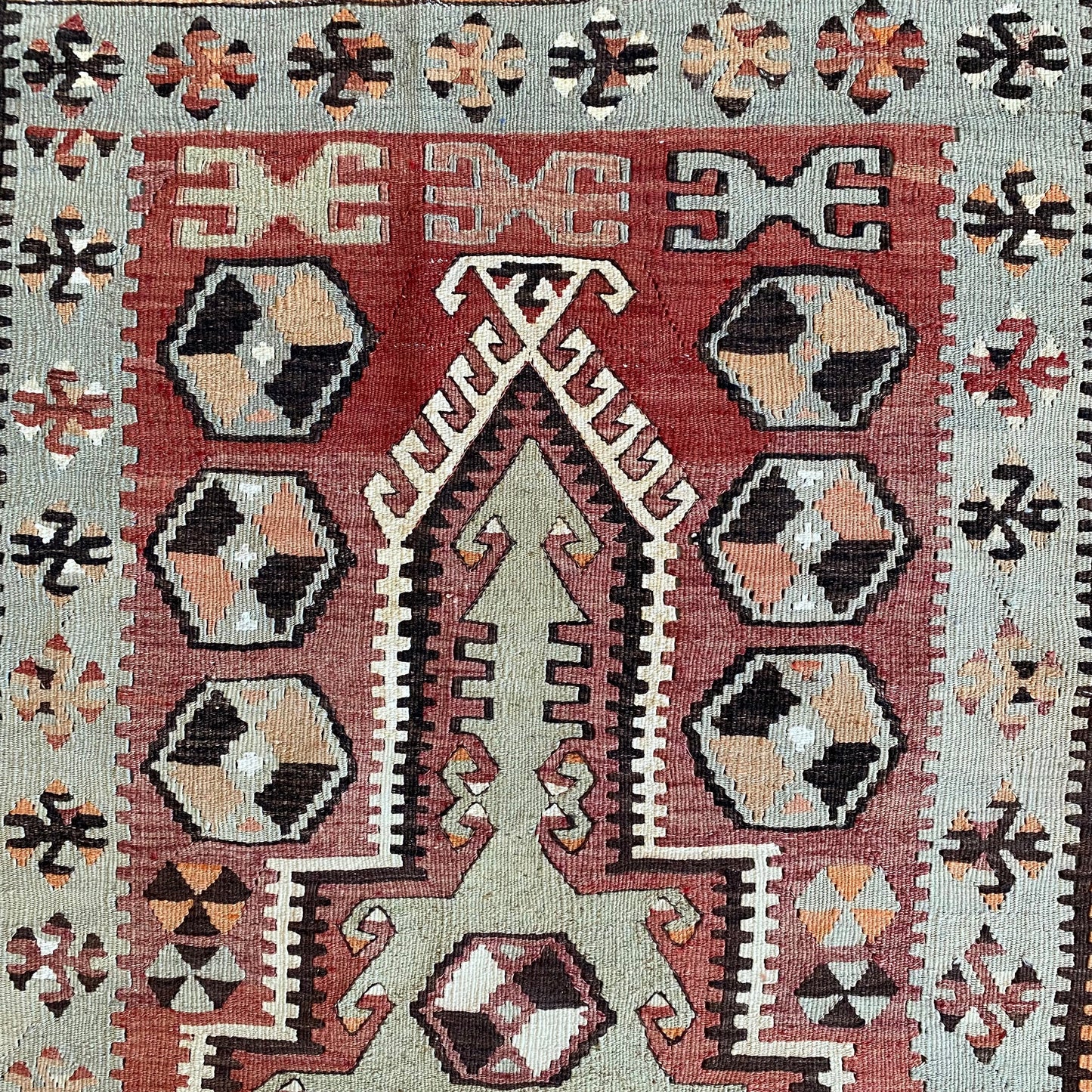 Kuruhoyuk Kilim - Kilim Art Gallery