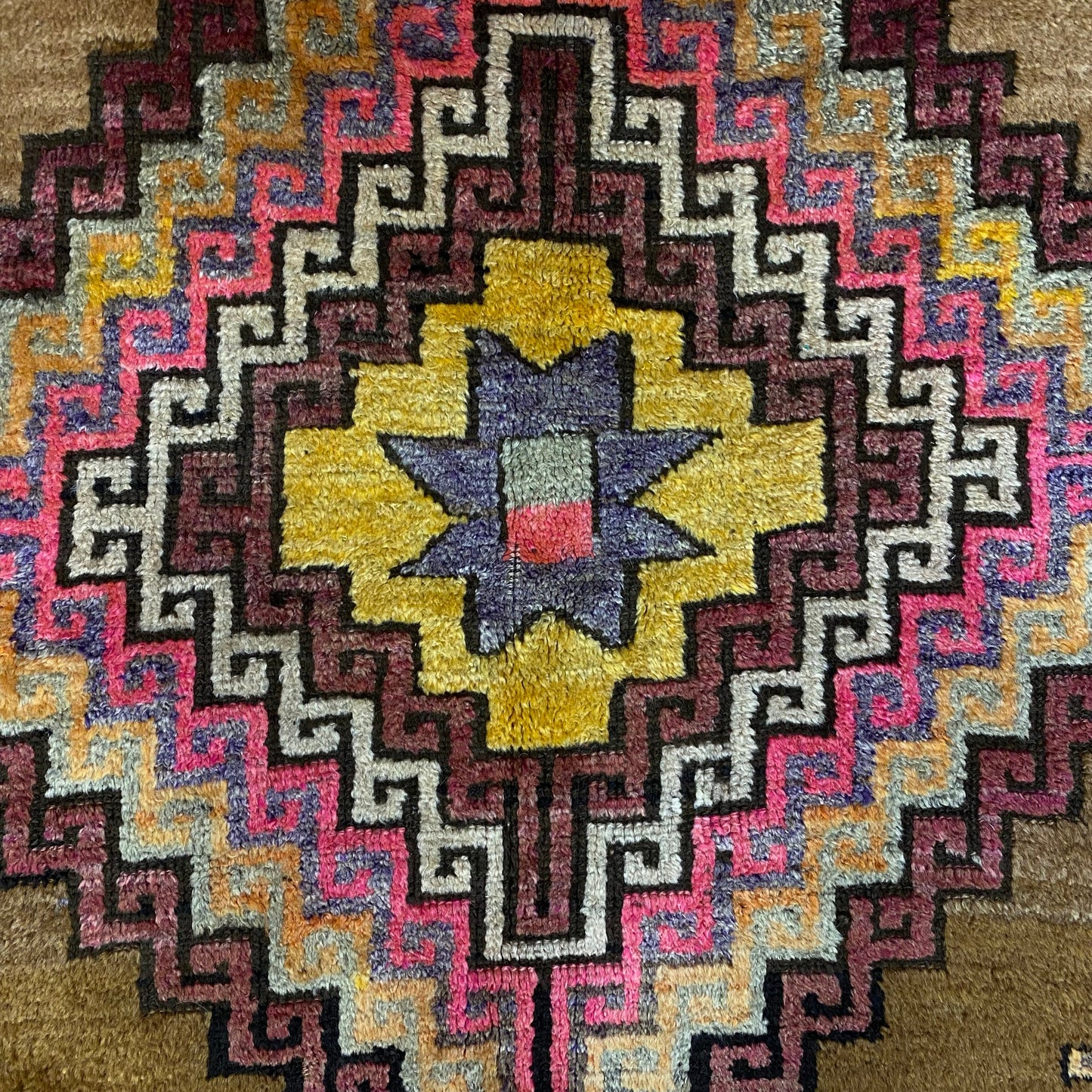 Primitive Bold Design Brown Kars Rug - Kilim Art Gallery