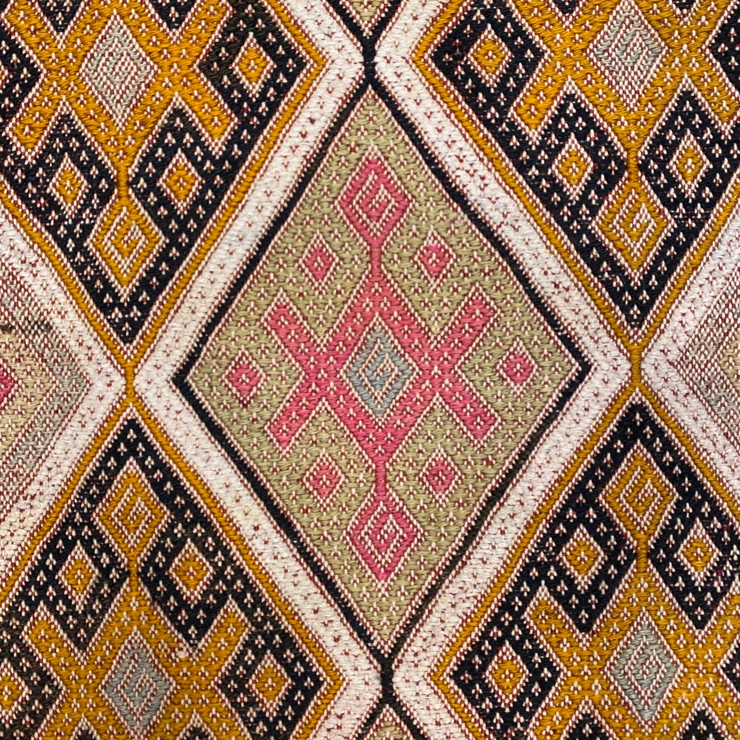 Small Bohemian Pink Cicim Kelim Rug - Kilim Art Gallery