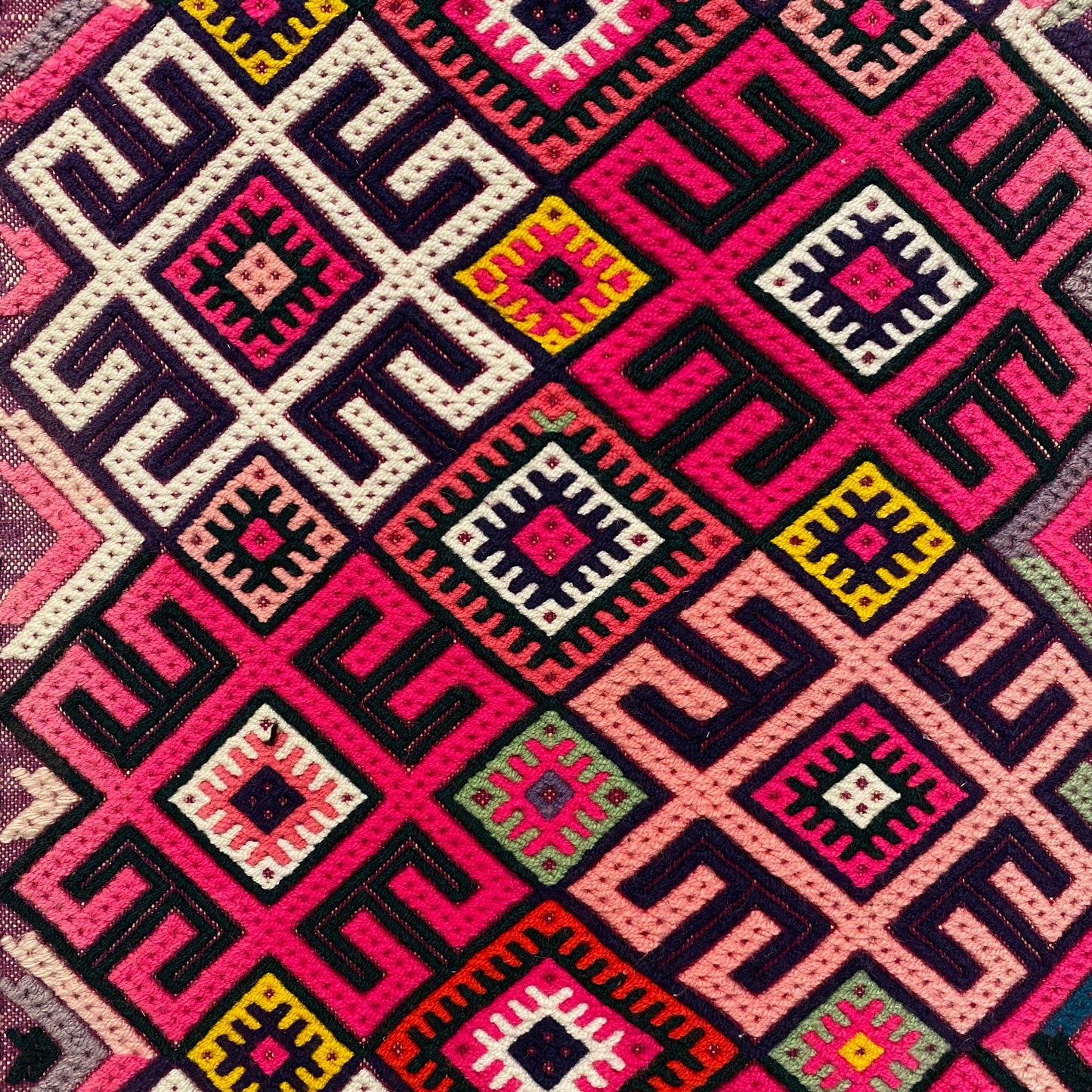 Small Boho Pink Cicim Kilim Rug - Kilim Art Gallery