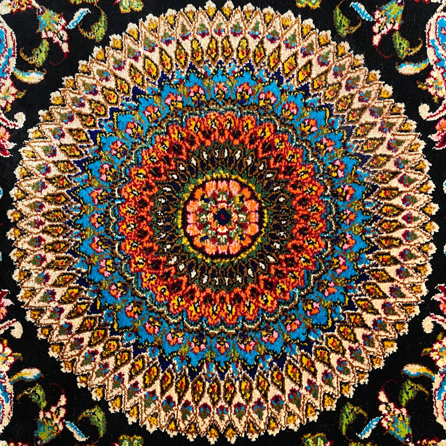 Small Silk Wall Hanging Rug - Kilim Art Gallery