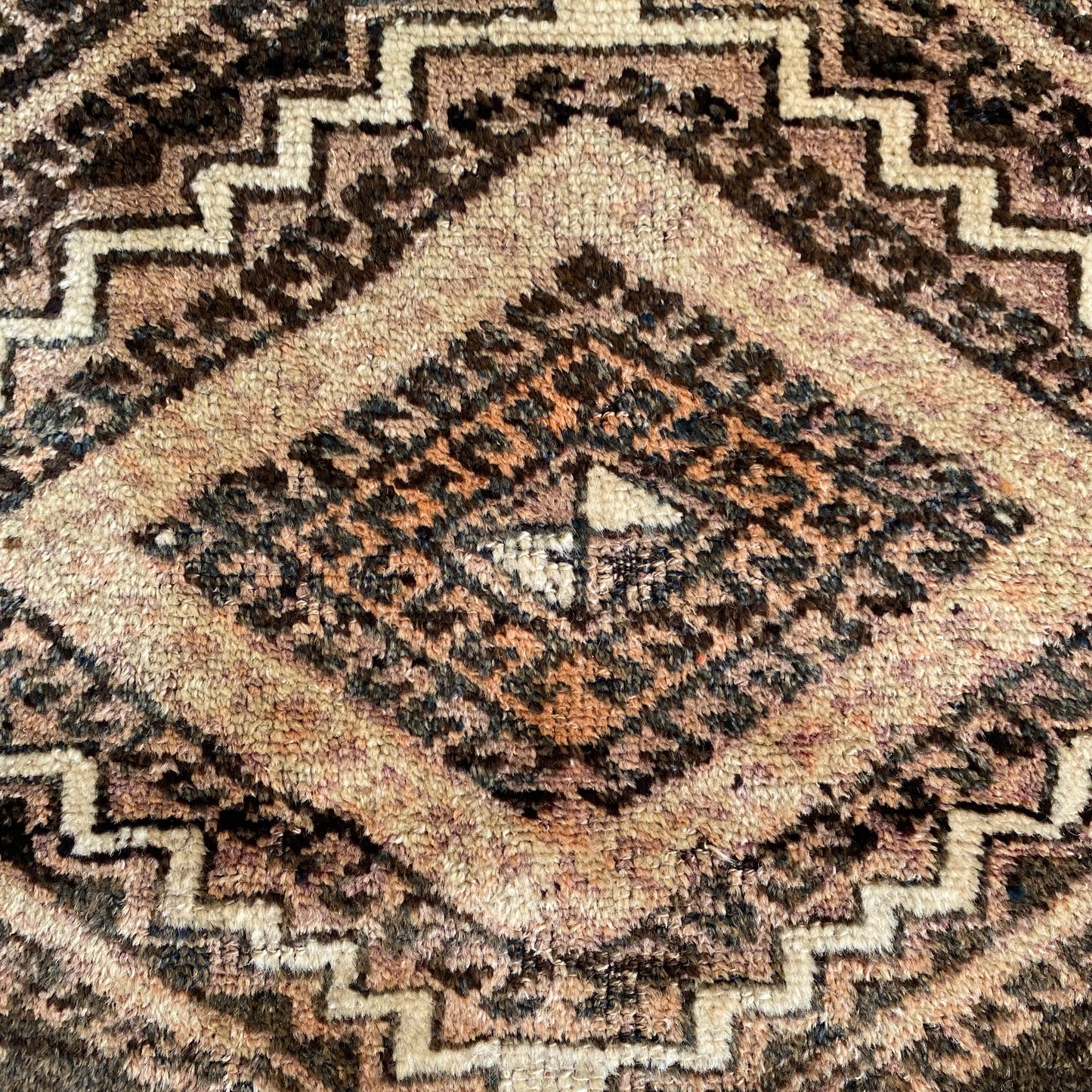South East Anatolian Malatya Kurdish Carpet Rug - Kilim Art Gallery