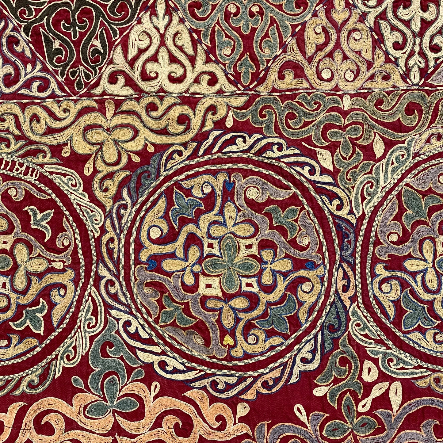 Tush Kyiz Suzani - Kilim Art Gallery