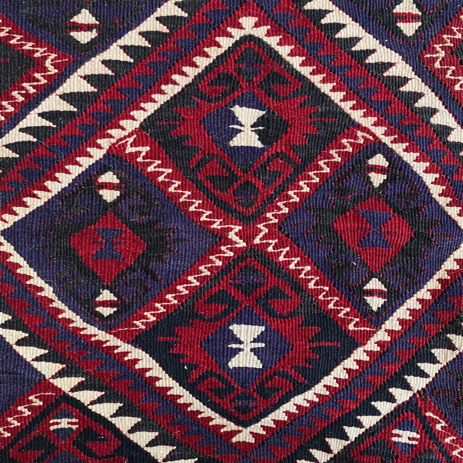 Van / Hakkari Jirki Tribal Kilim Rug - Kilim Art Gallery