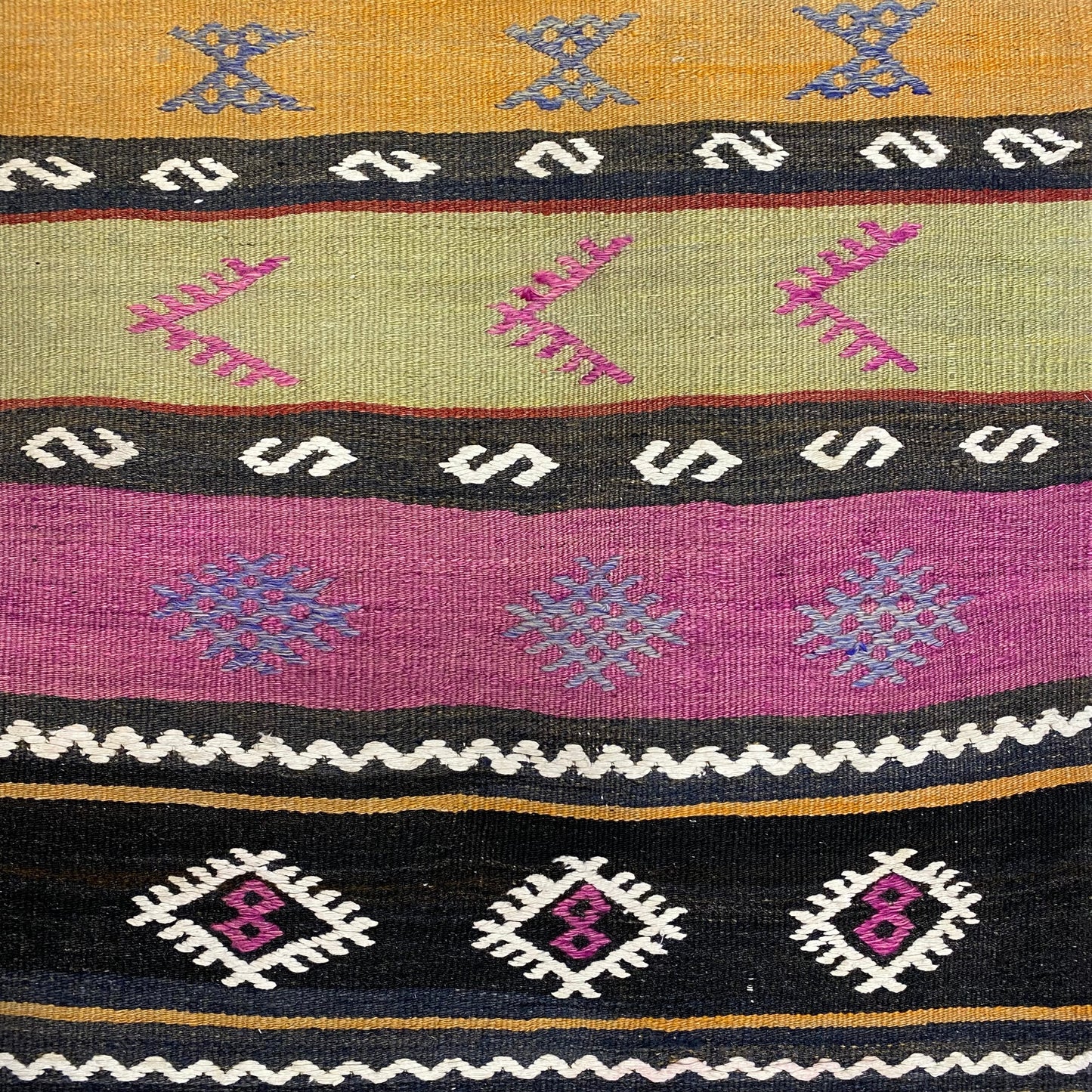 Vintage Anatolian Nomadic Boho Kilim Rug - Kilim Art Gallery