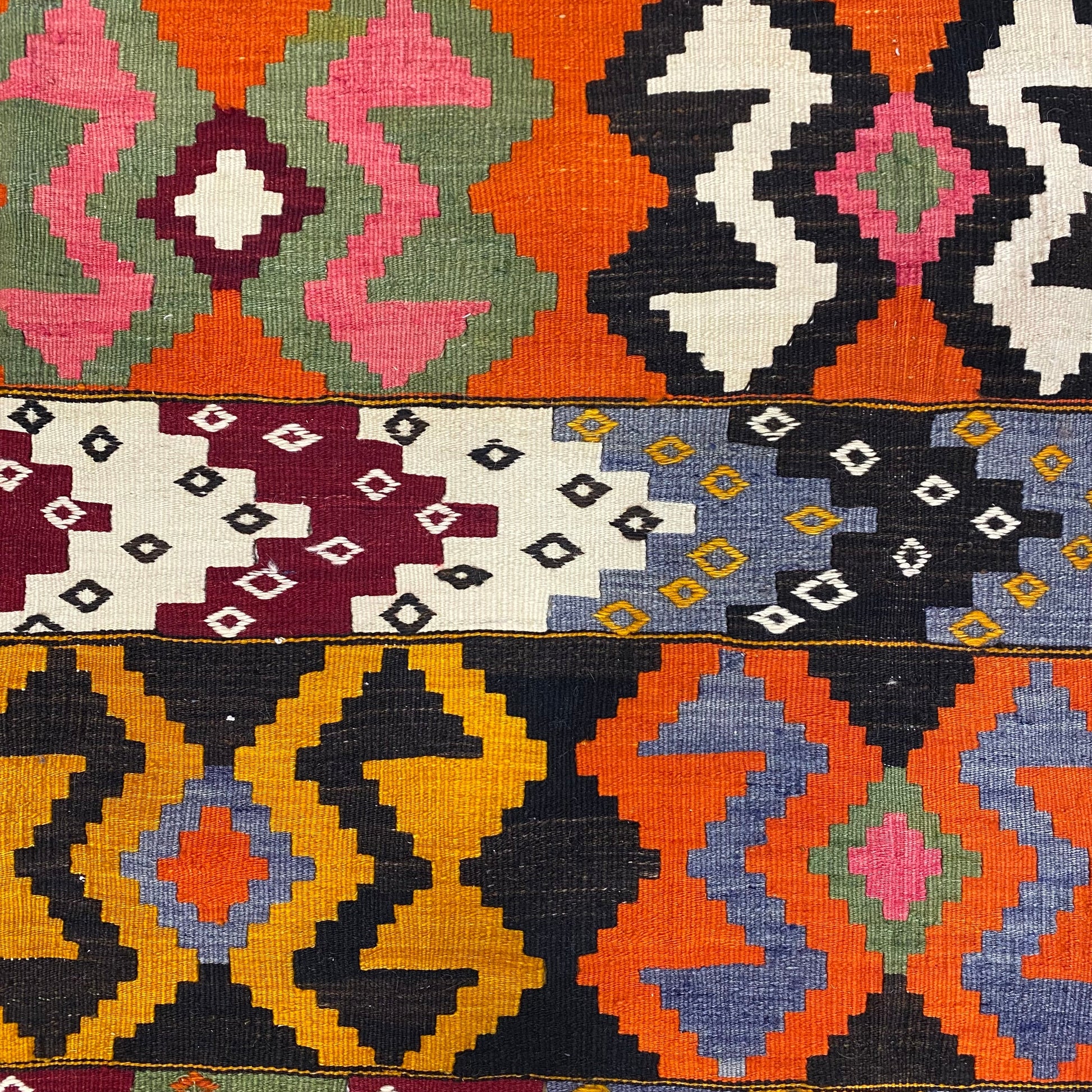 Vintage Sivas Kilim Rug - Kilim Art Gallery