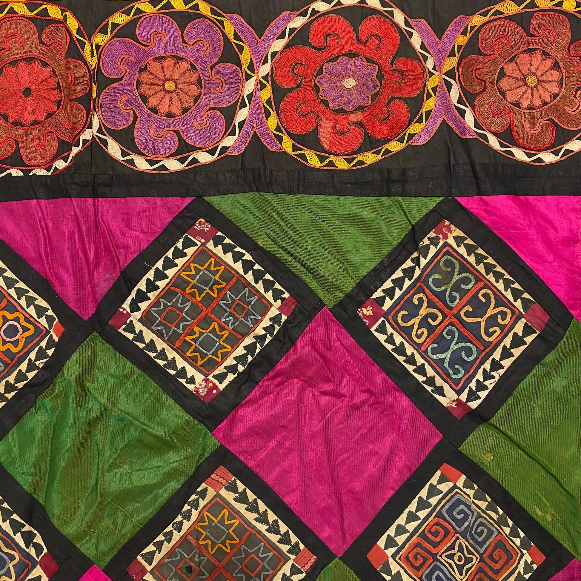 Vintage Suzani Lakai Textile Patchwork Plain Weave Twill Weave - Kilim Art Gallery