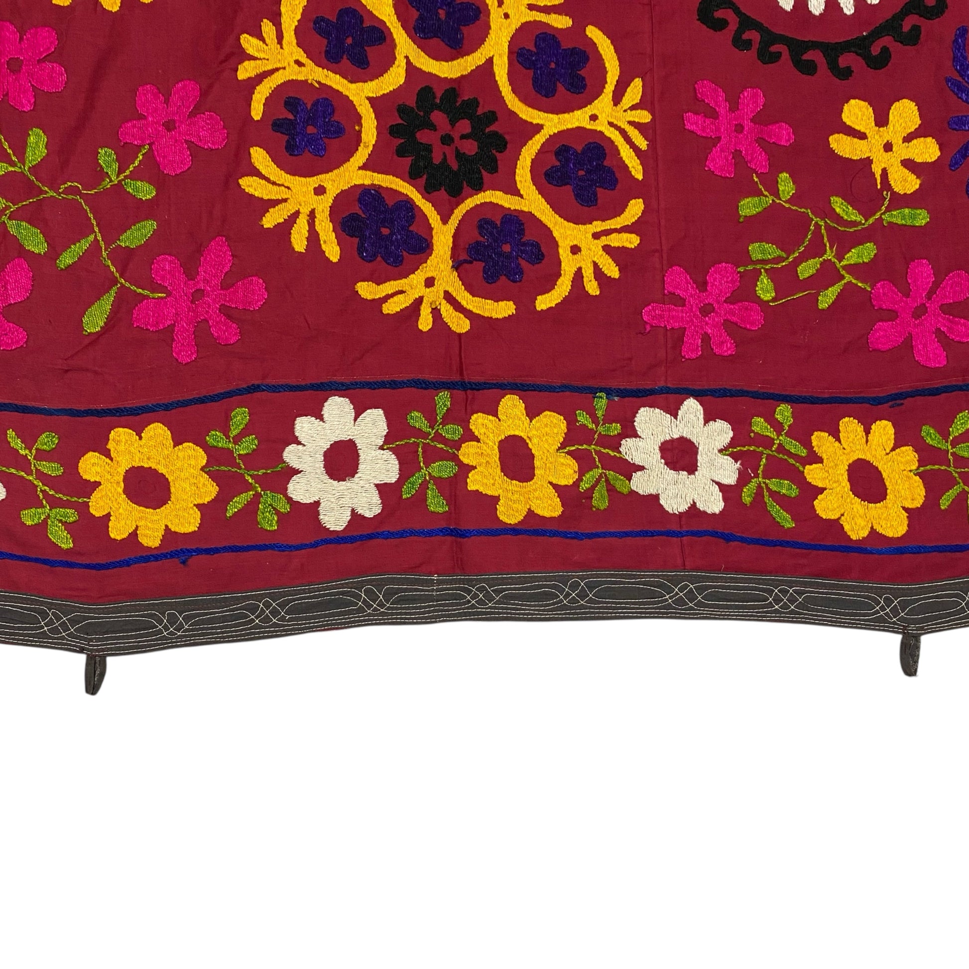 Vintage Suzani Wall Hanging / Throw / Blanket - Kilim Art Gallery