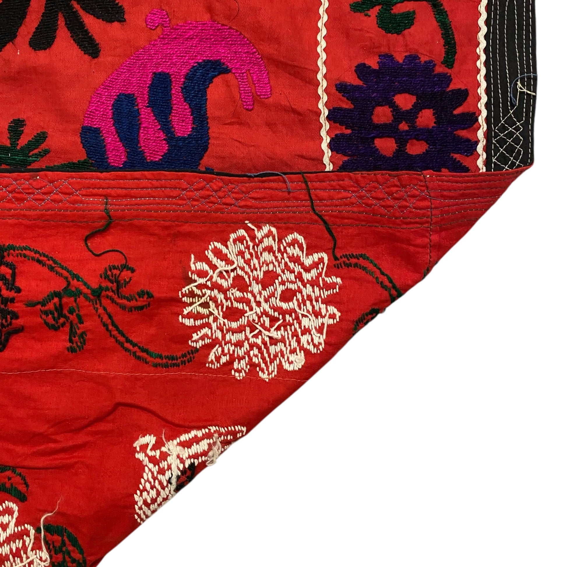 Vintage Uzbek Suzani Dated 1986 - Kilim Art Gallery