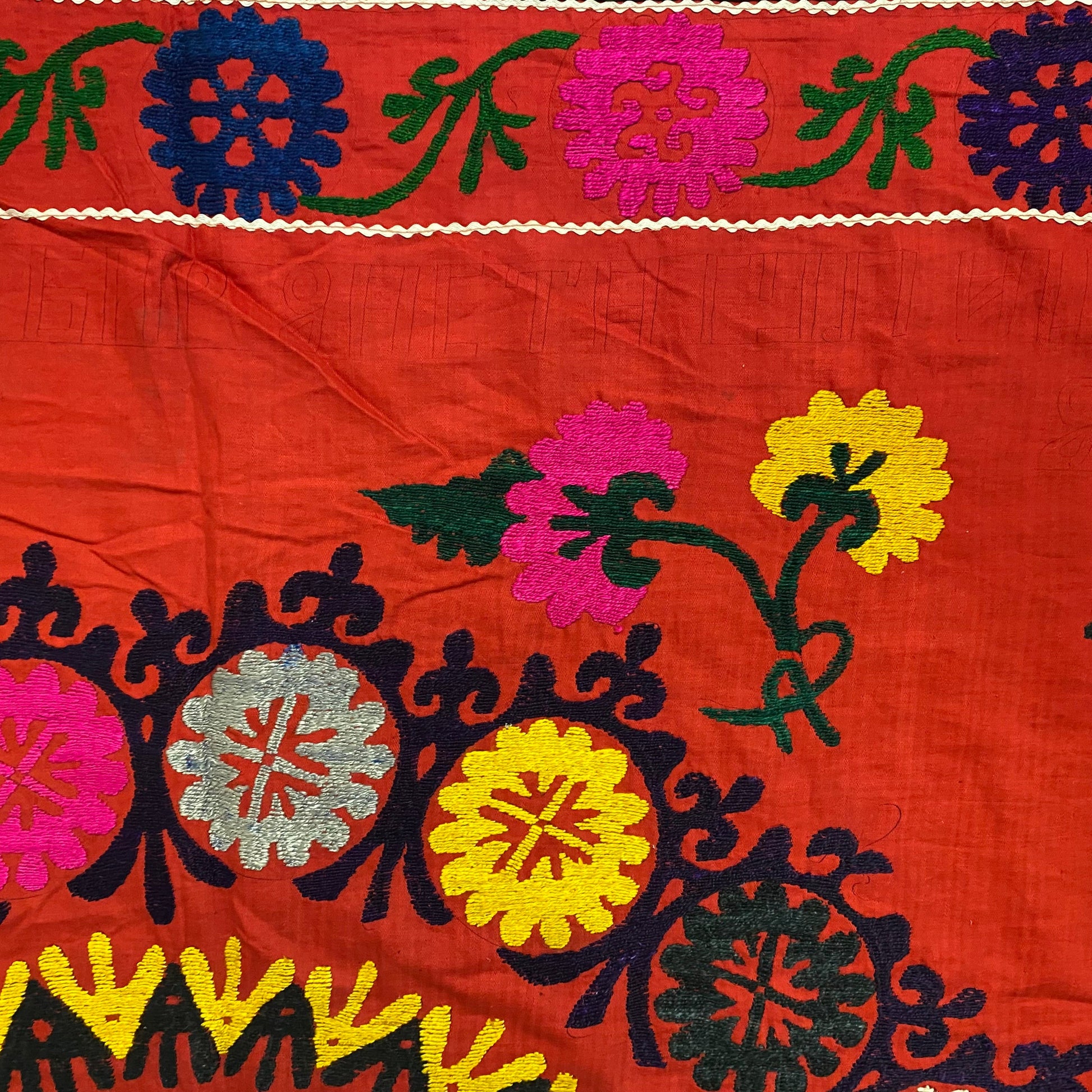 Vintage Uzbek Suzani Dated 1986 - Kilim Art Gallery