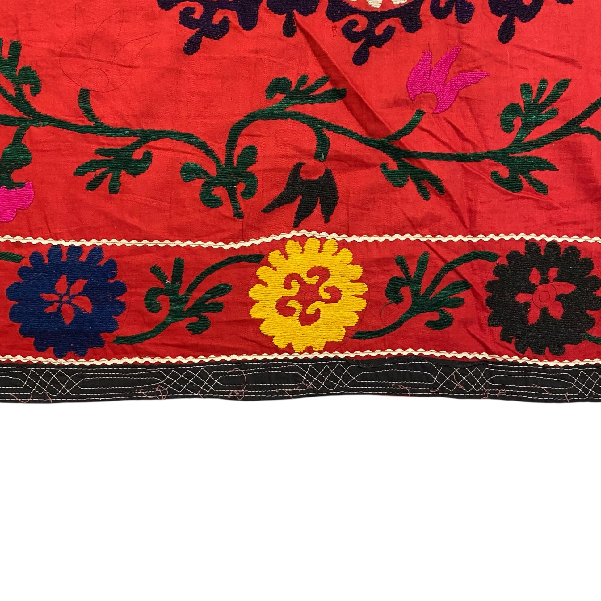 Vintage Uzbek Suzani Dated 1986 - Kilim Art Gallery