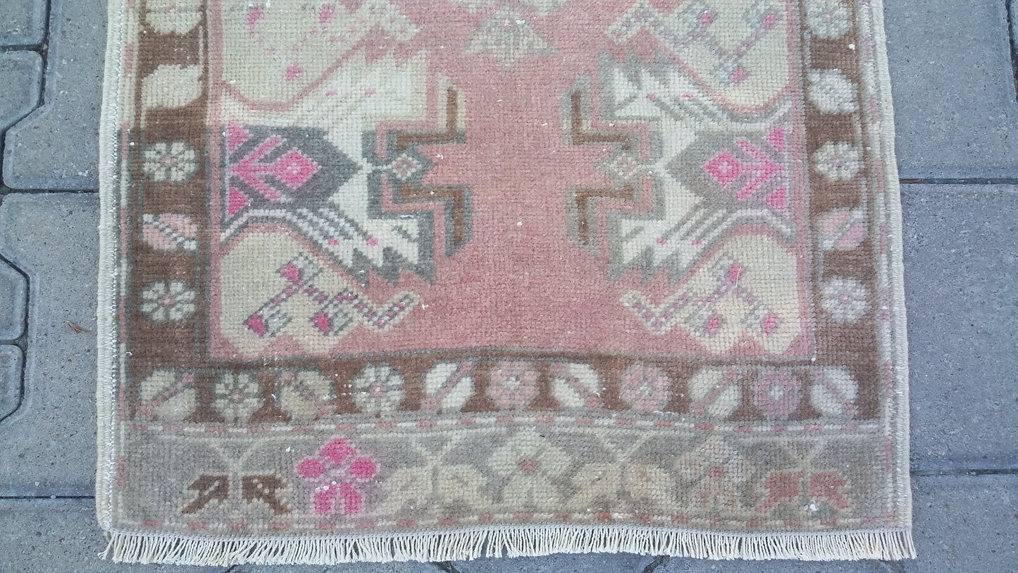 Vintage Small Turkish Kirsehir Carpet Yastik Rug