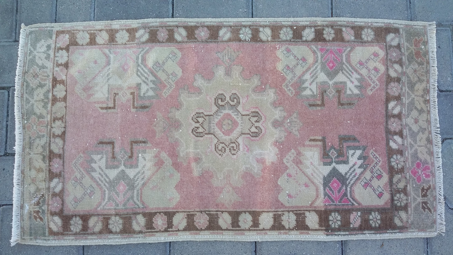 Vintage Small Turkish Kirsehir Carpet Yastik Rug