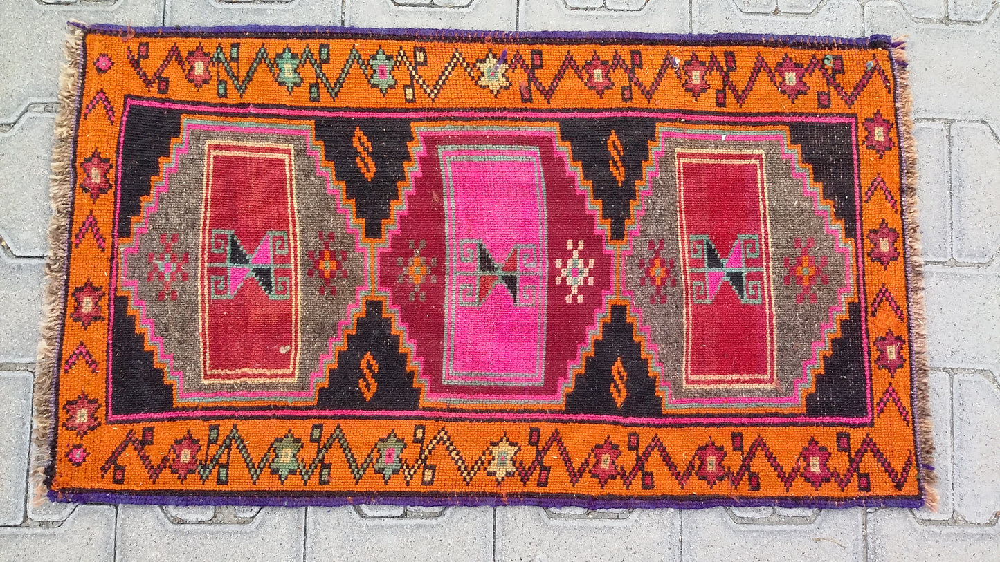 Collectable East Anatolian Small Rug Carpet