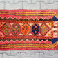 Alfombra de pasillo pequeña tribal