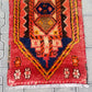 Alfombra de pasillo pequeña tribal