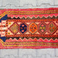 Alfombra de pasillo pequeña tribal