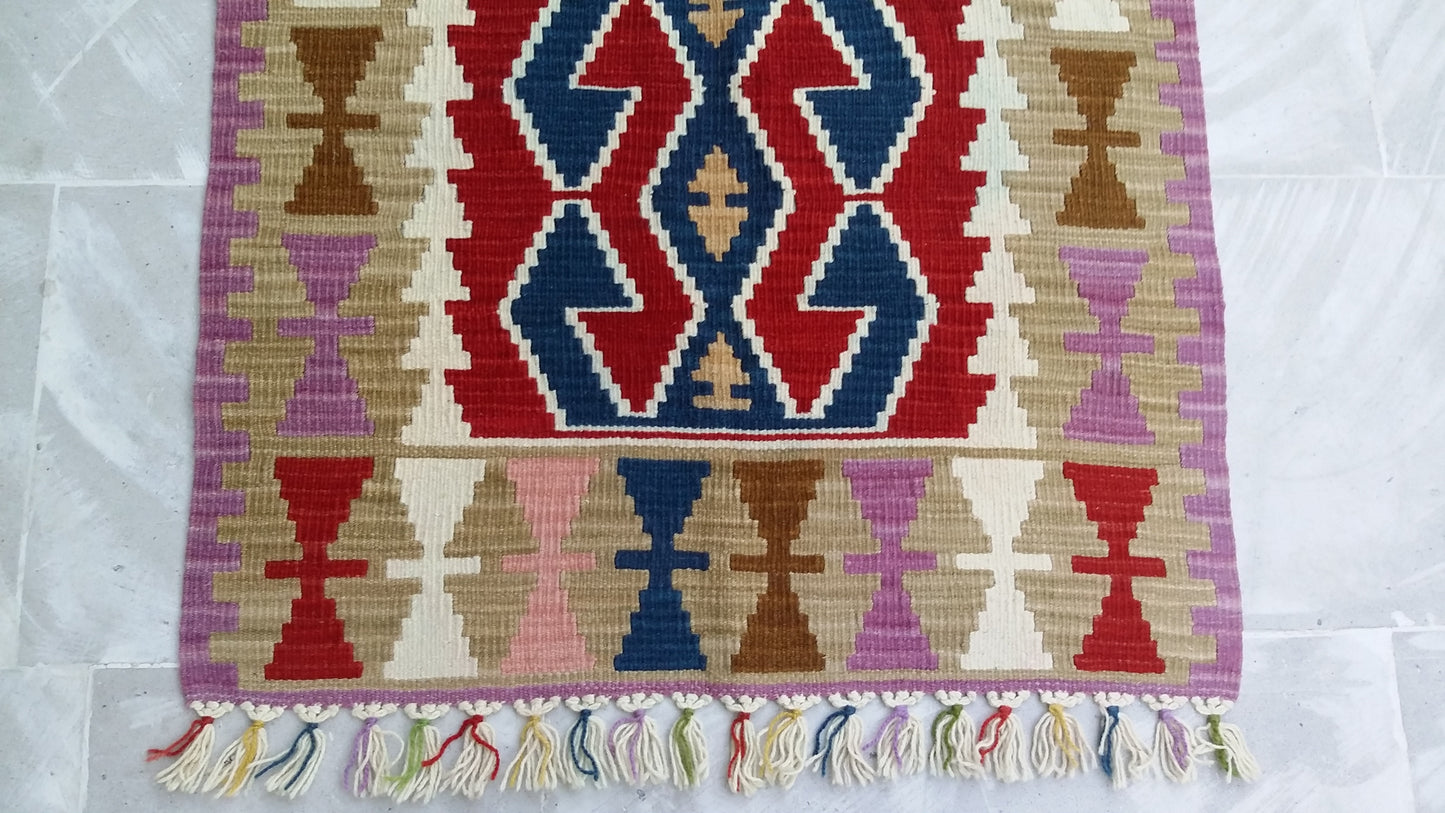 Hands on Hips Design Turkish Kayseri Kilim