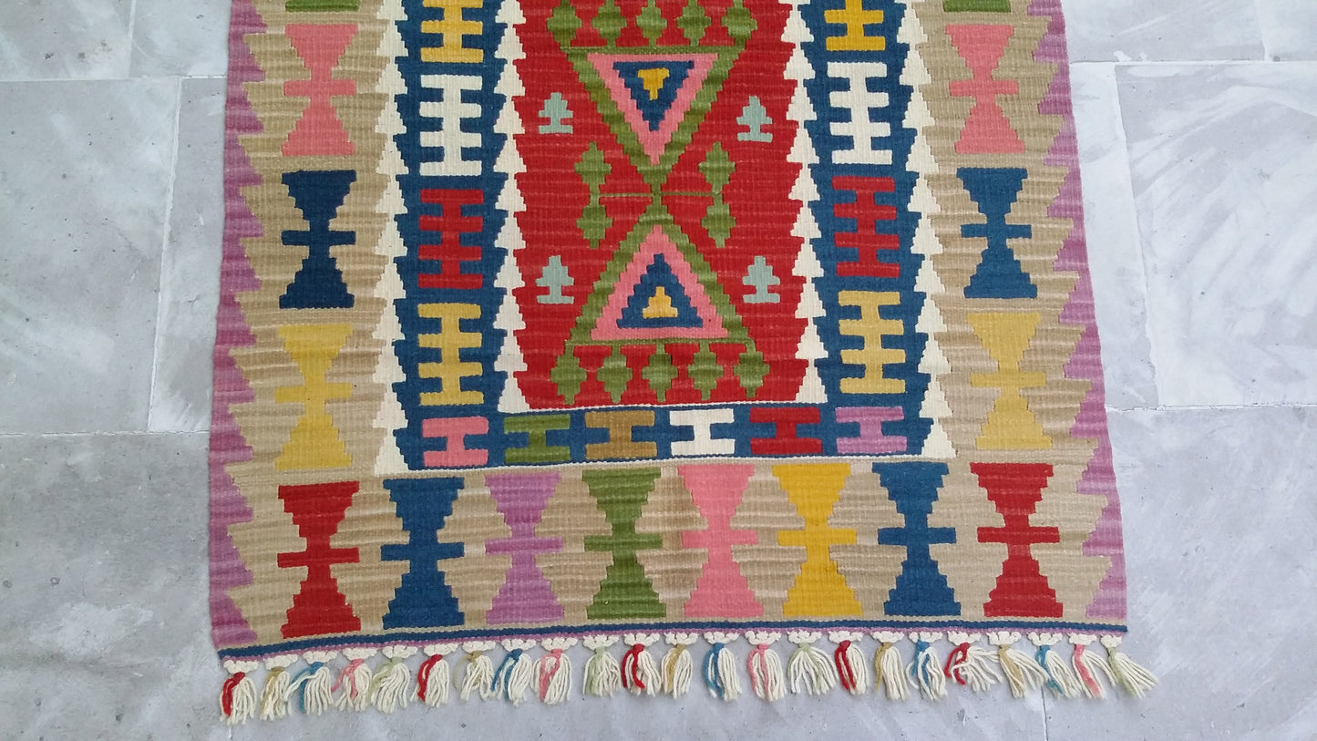 New Kayseri Gomurgen Kilim