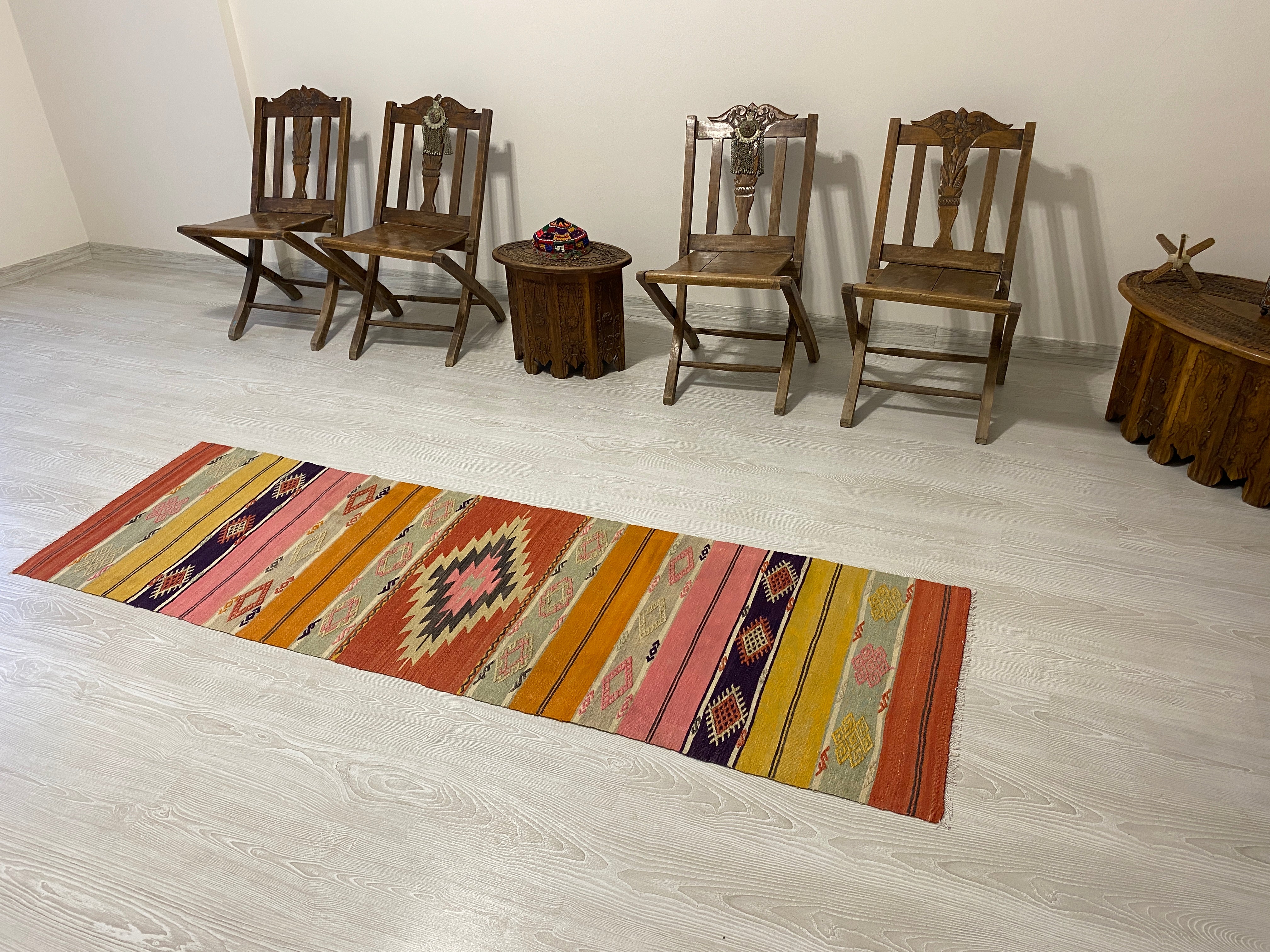 アステカデザイン 西アナトリア トルコキリム ランナーラグ – Kilim Art Gallery