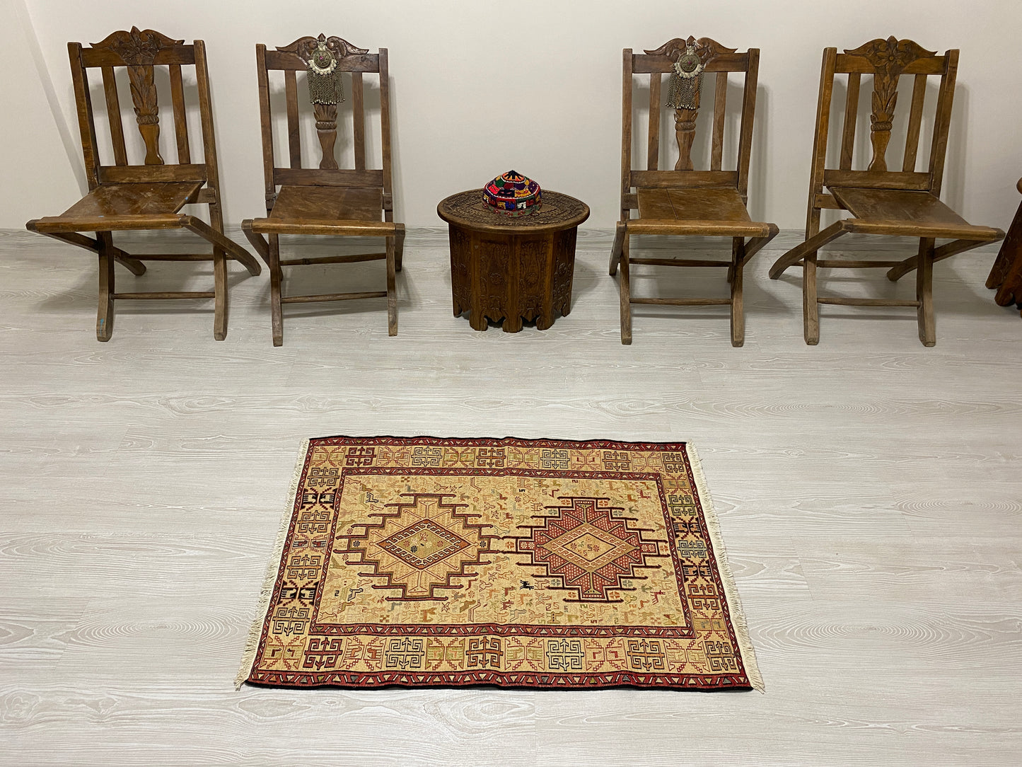 Best Quality Silk Hand Embroidered Soumak Kelim Rug