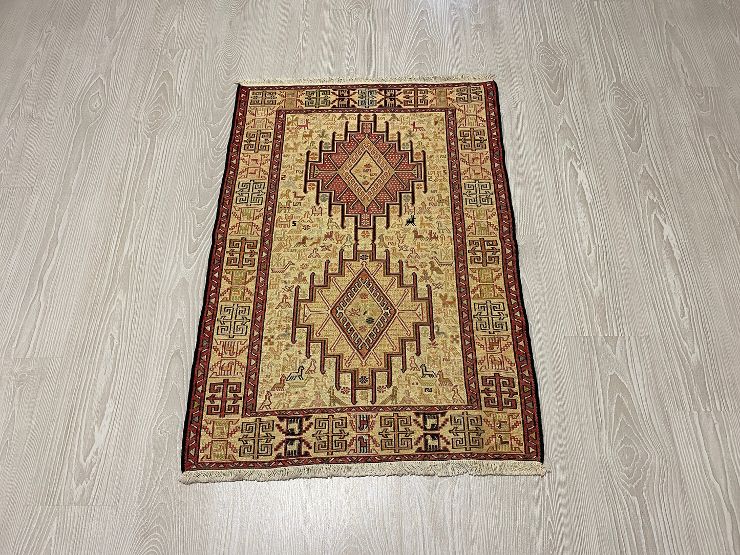 Best Quality Silk Hand Embroidered Soumak Kelim Rug - Kilim Art Gallery