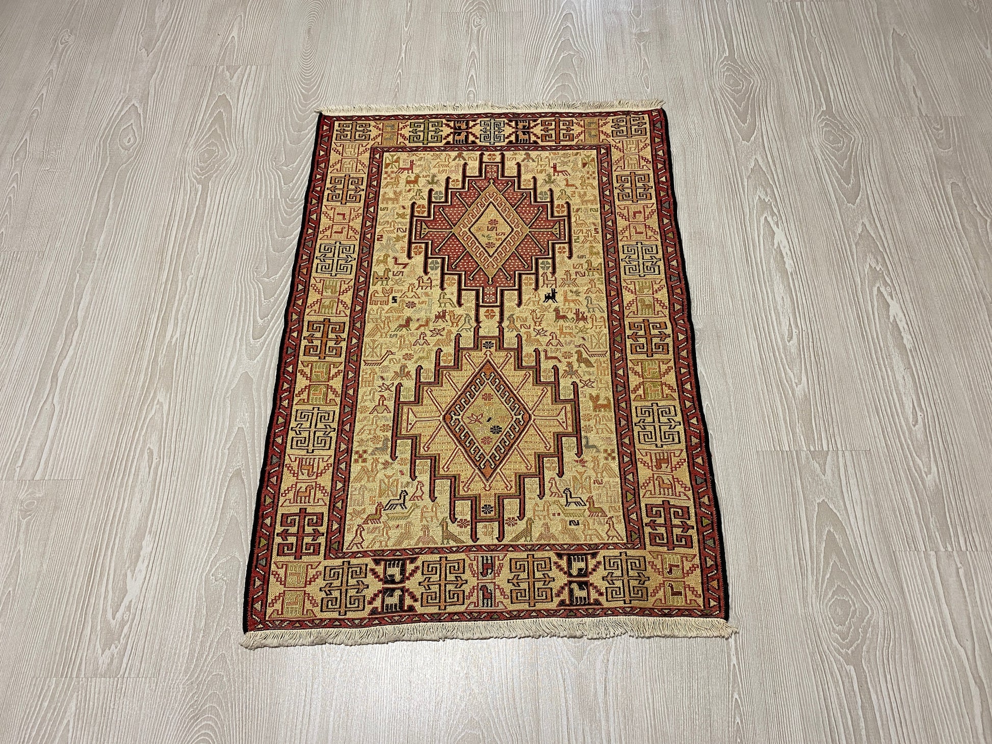 Best Quality Silk Hand Embroidered Soumak Kelim Rug - Kilim Art Gallery