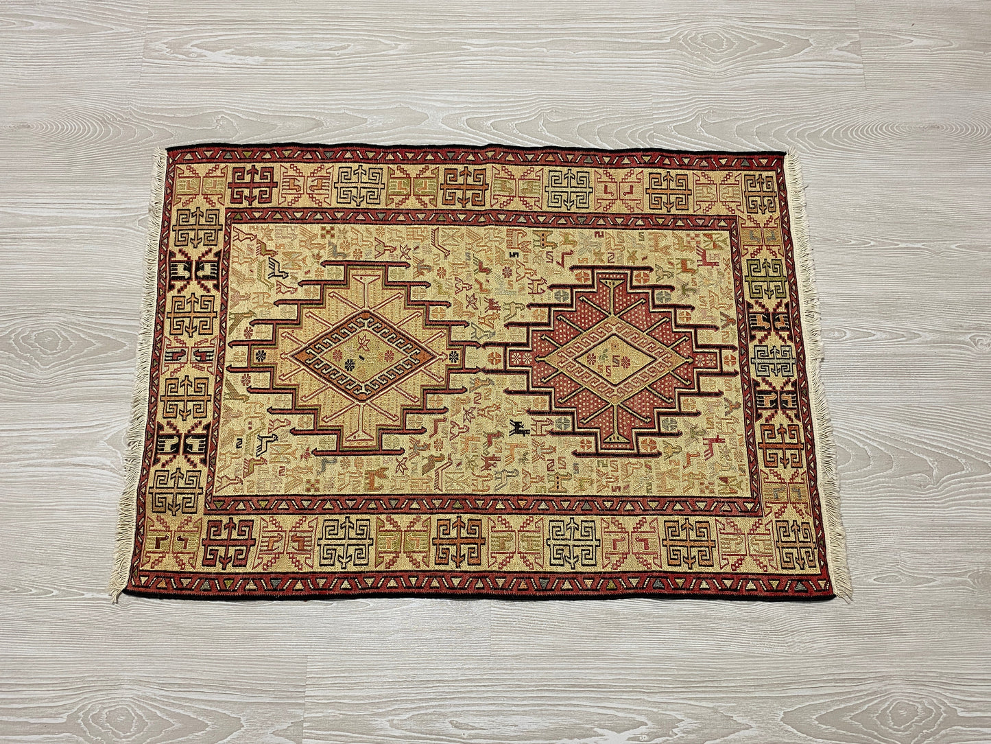 Best Quality Silk Hand Embroidered Soumak Kelim Rug - Kilim Art Gallery