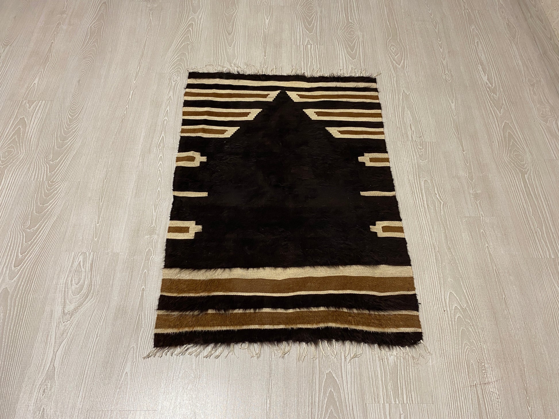 Black Siirt Blanket Kilim シルト・バッタニエ シイルトブランケット - Kilim Art Gallery