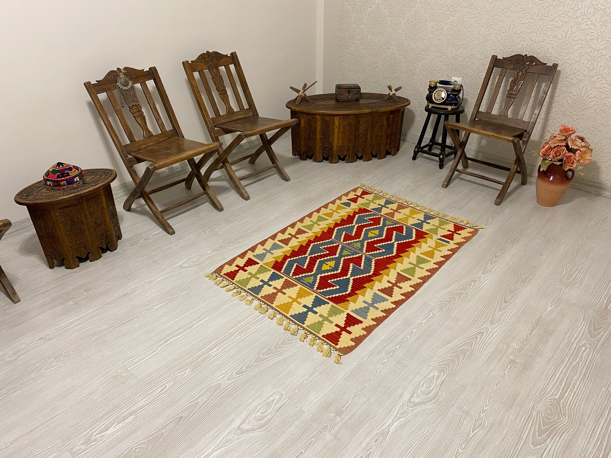 Blue Red Hands on Hips Design Kilim Rug - Kilim Art Gallery