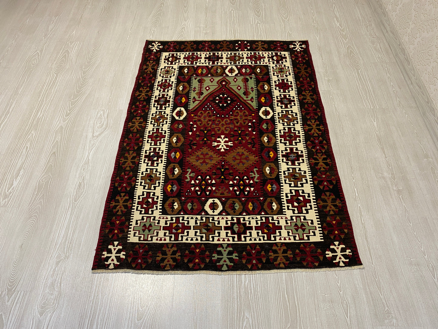 Collectable Gomurgen Kilim - Kilim Art Gallery