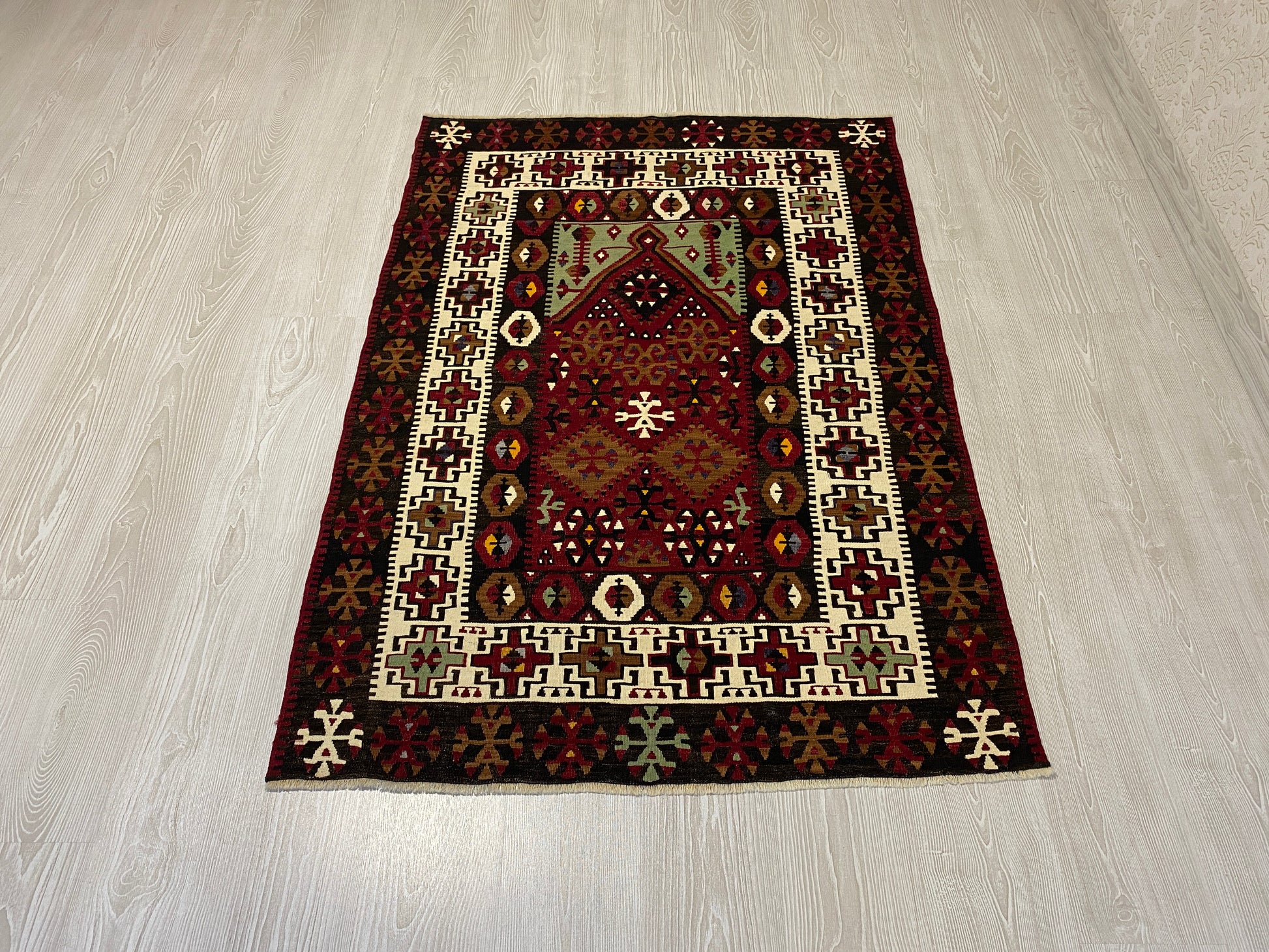 Collectable Gomurgen Kilim - Kilim Art Gallery