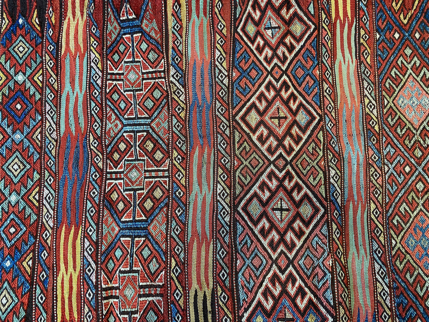 Collectable Tribal Nomadic Soumak Kilim Rug - Kilim Art Gallery