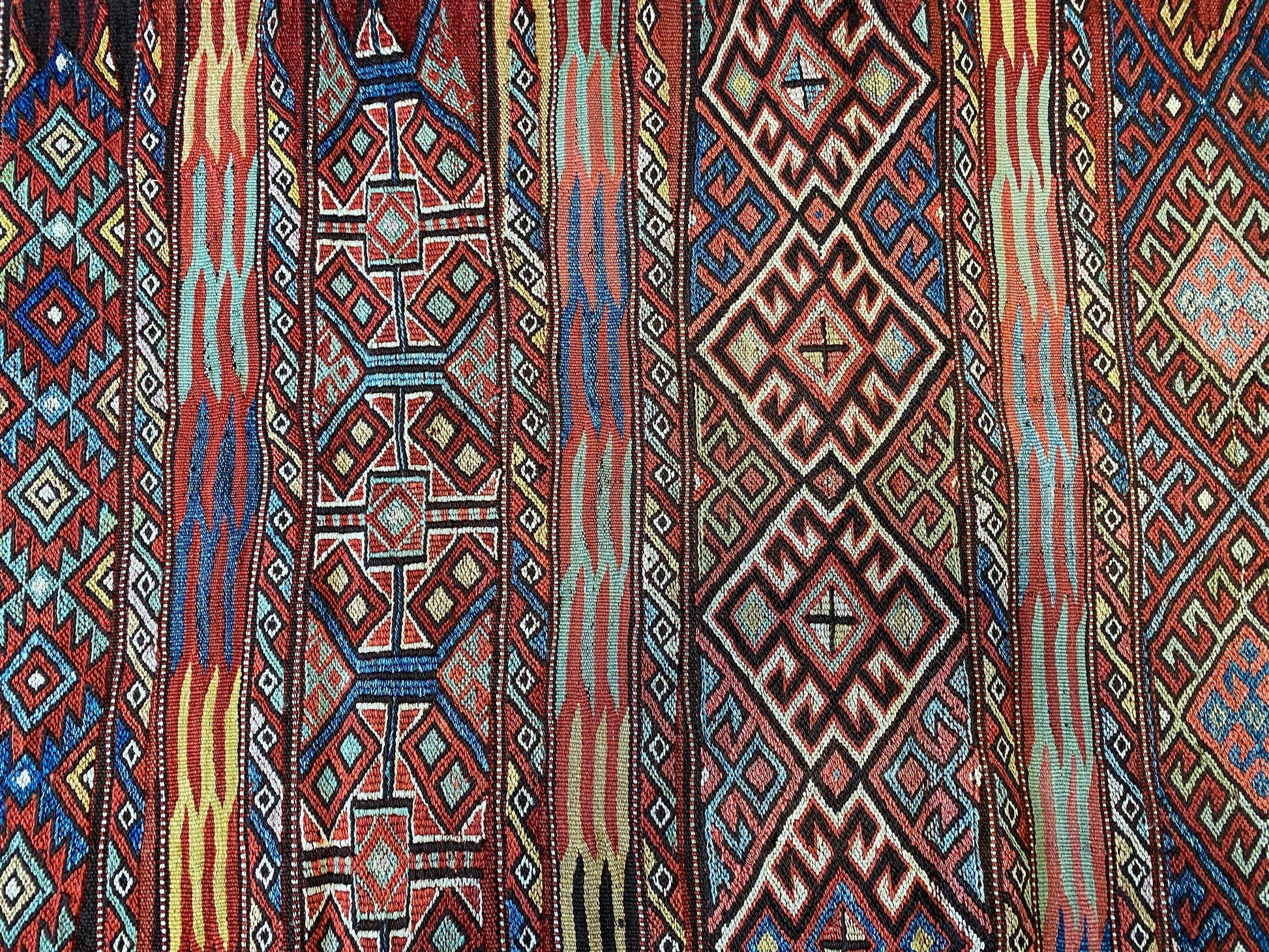 Collectable Tribal Nomadic Soumak Kilim Rug - Kilim Art Gallery