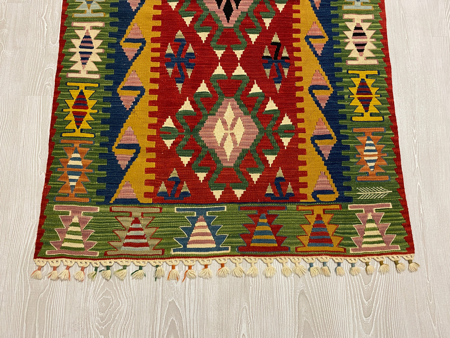 Green Handmade Wool New Turkish Kilim Rug - Kilim Art Gallery