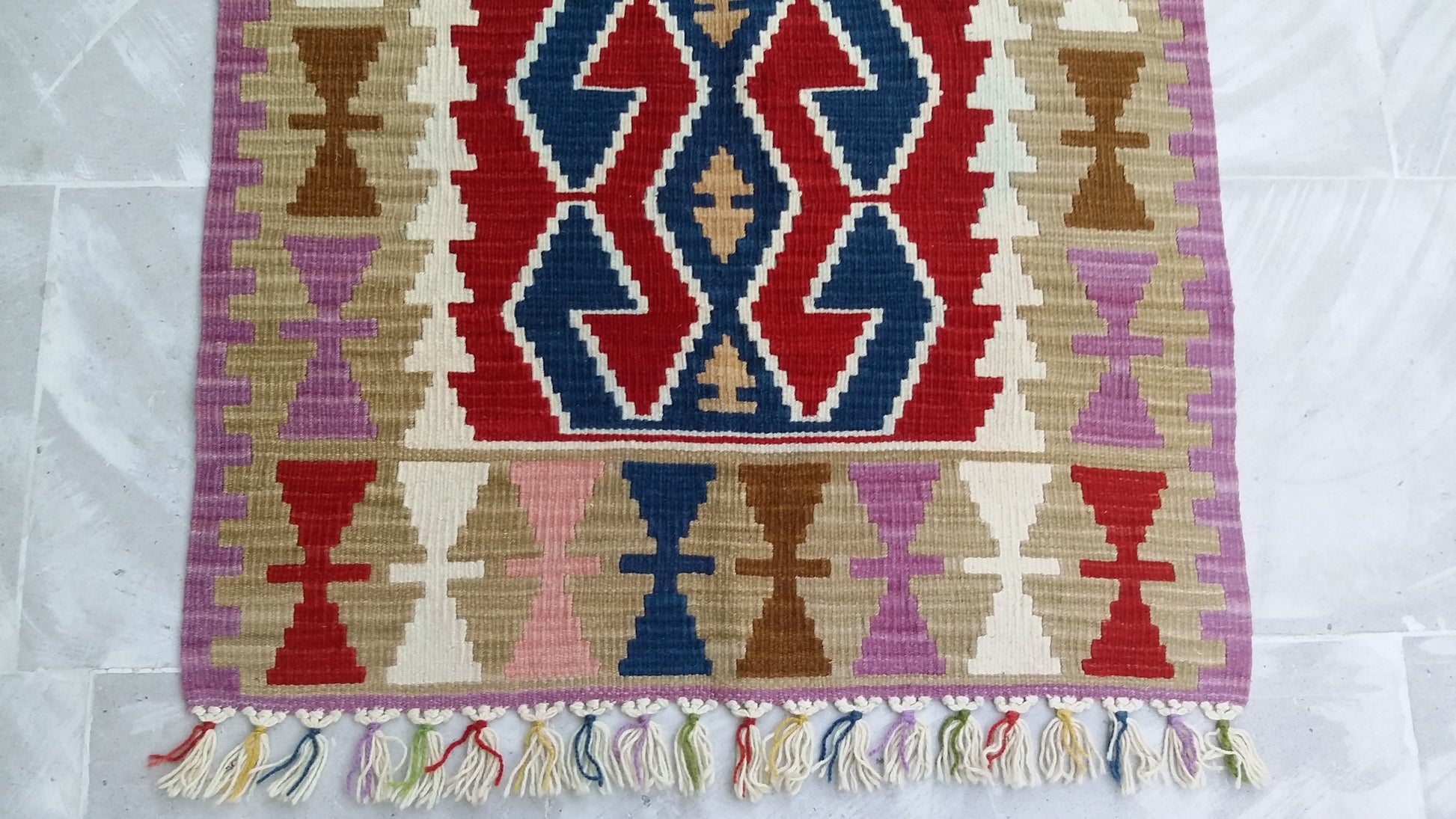 Hands on Hips Design Turkish Kayseri Kilim - Kilim Art Gallery