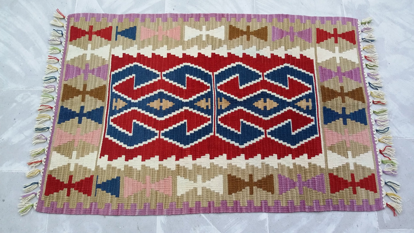 Hands on Hips Design Turkish Kayseri Kilim - Kilim Art Gallery